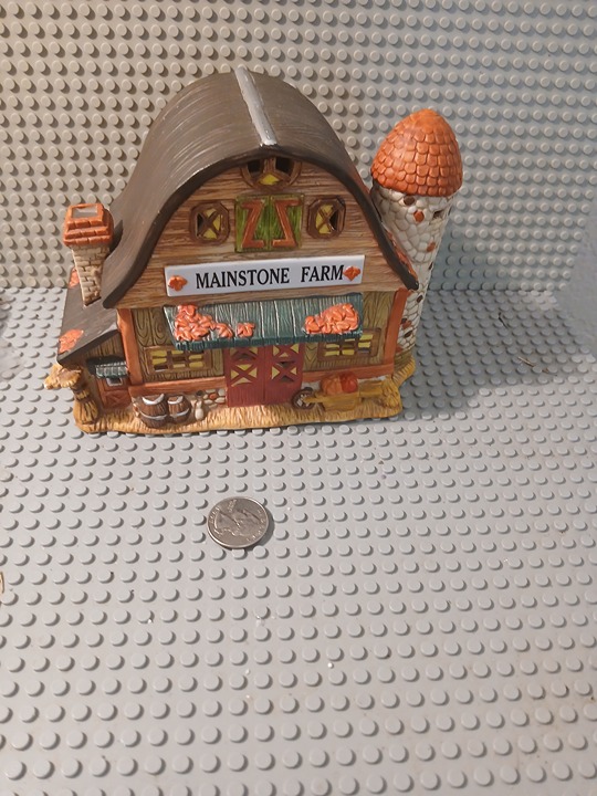 HARVEST FALL LIGHTED VILLAGE Mainstone Farm BARN COUNTRY PRODUCE Figure