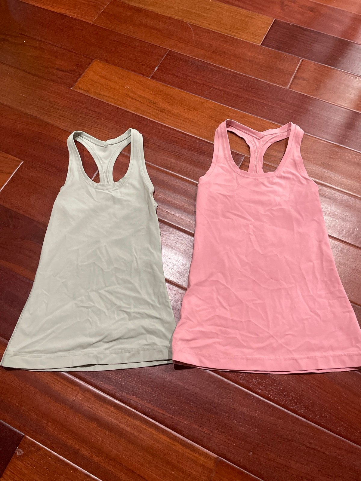 Lululemon Tanks