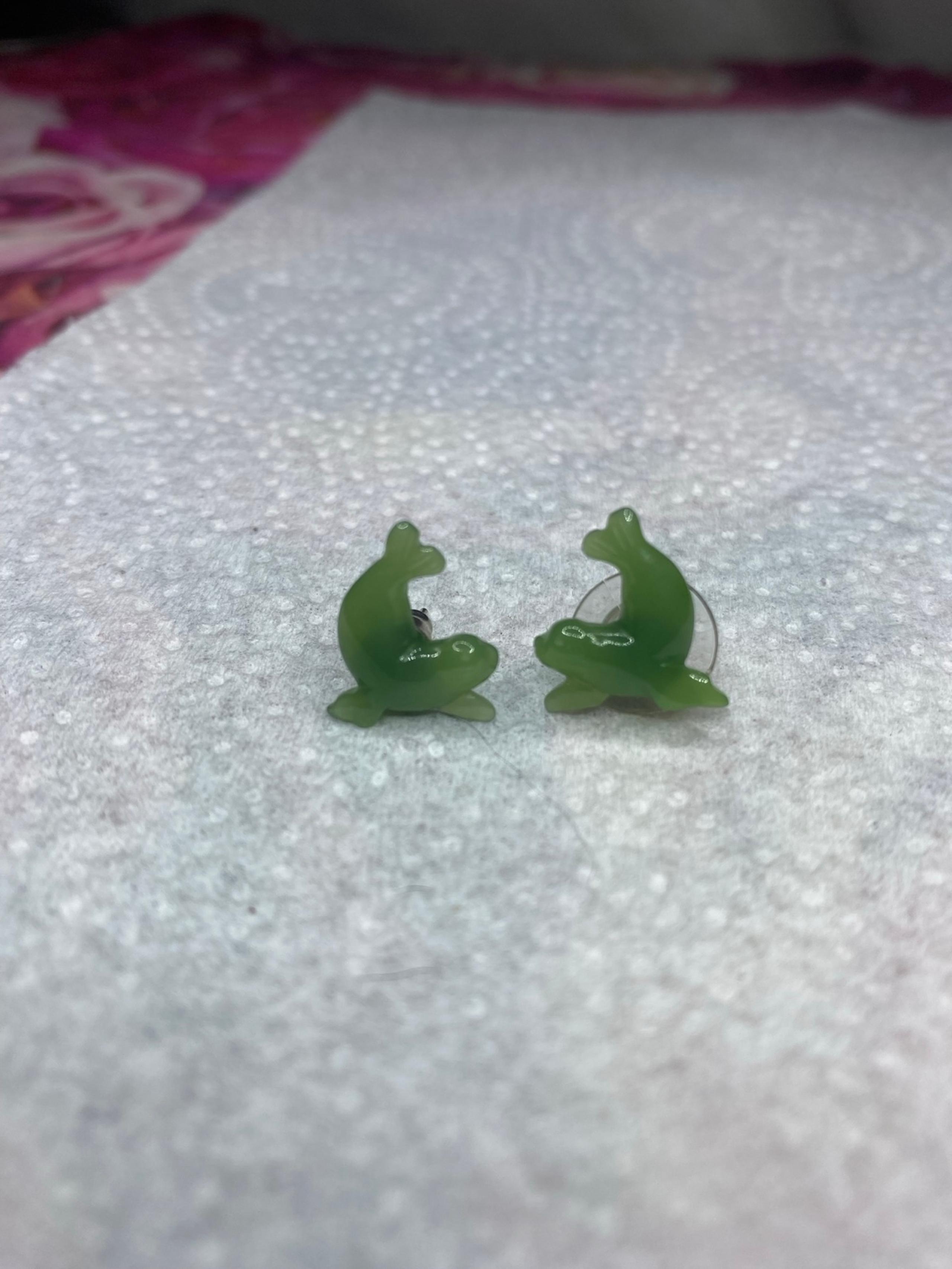 Vintage jade seal earrings