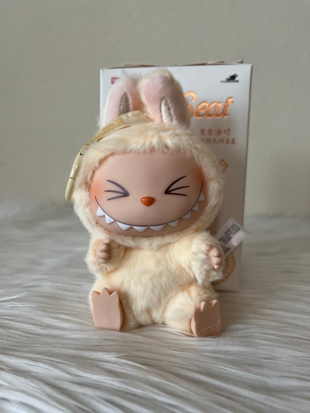 POP MART Labubu SISI - Have a Seat Vinyl Plush