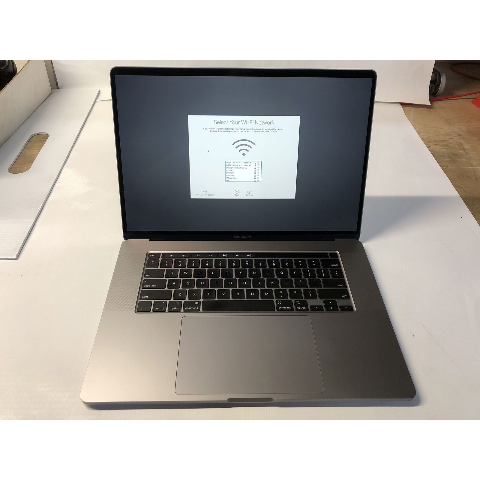 Apple MacBook Pro i7 9th Gen 2.6GHz 16GB 500GB SSD NO OS C02CM0SQMD6M