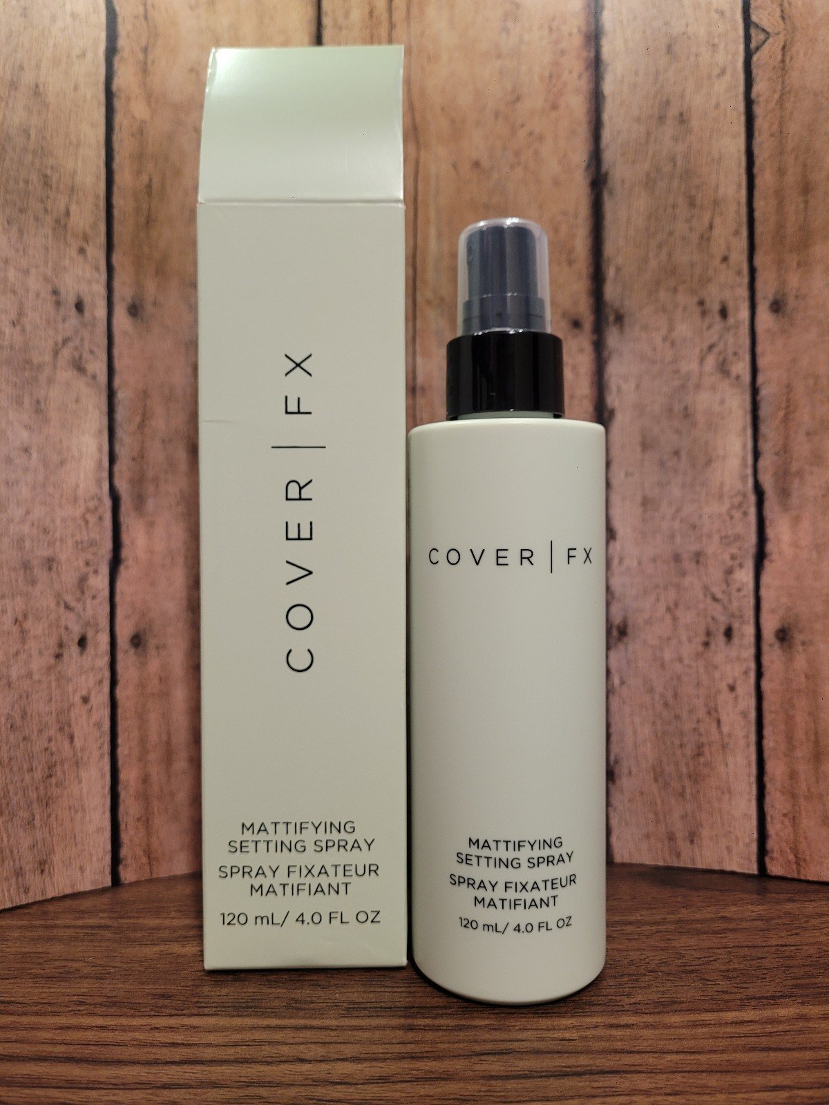 Cover FX Setting Spray – Mattifying & Long-Lasting