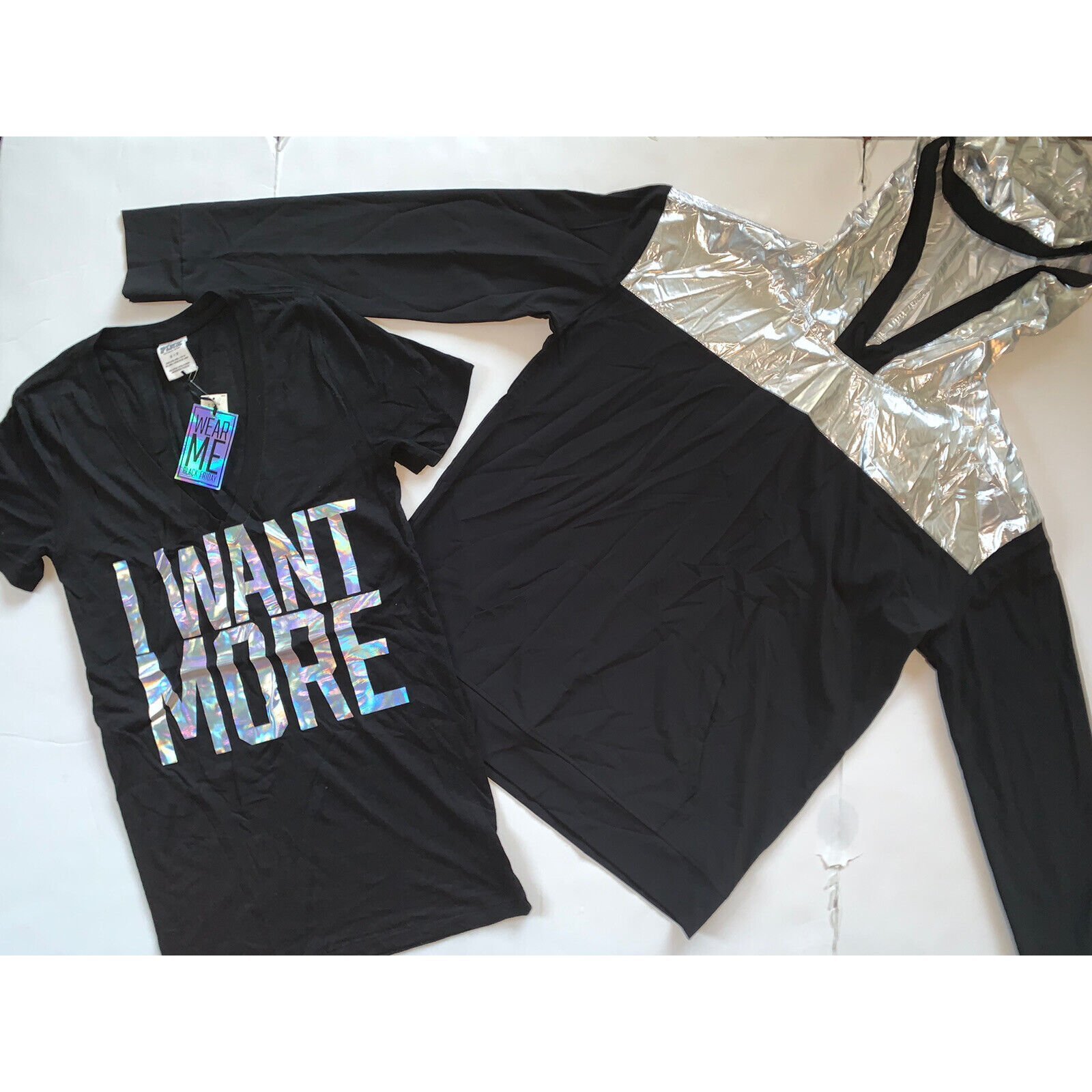 Victoria's Secret S T-SHIRT+HOODIE BLACK FRIDAY silver I WANT MORE holographic