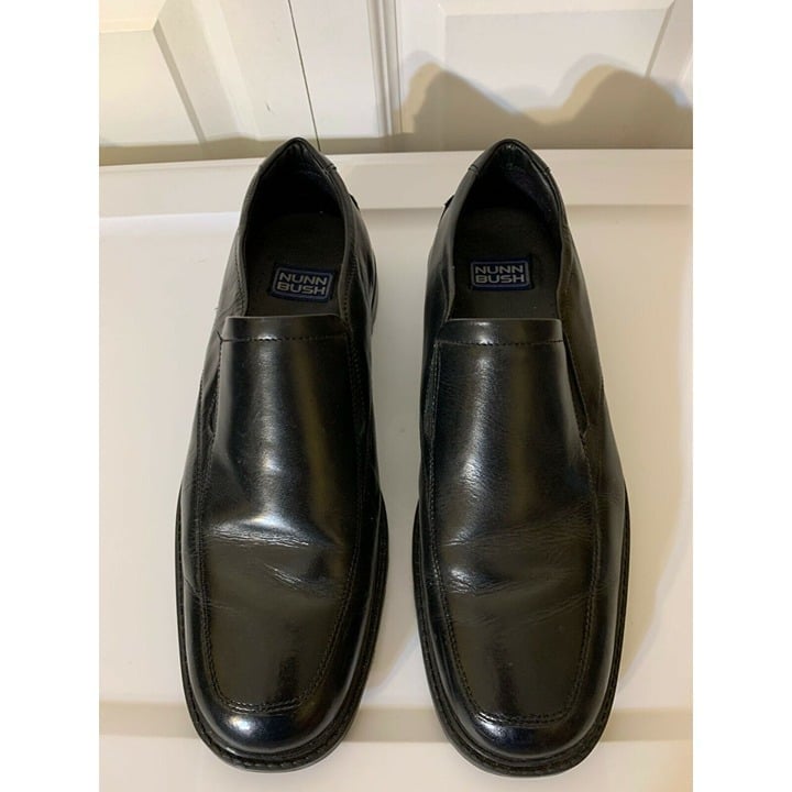 NUNN BUSH Black Leather Slip On Dress Loafers Shoes 81115-001 Men’s Size 9 M