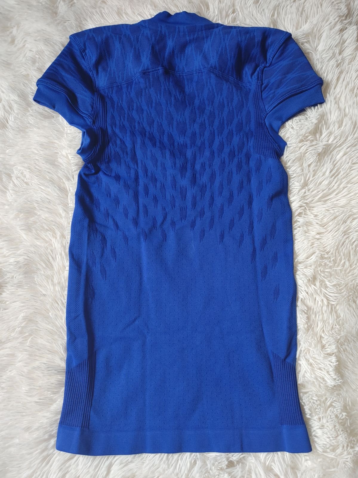 Newest Adidas Primeknit Football Jersey M