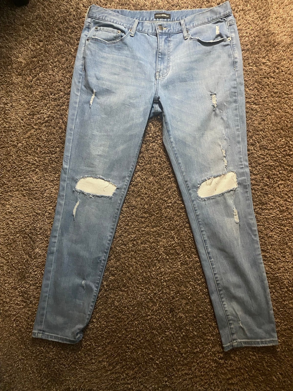 Size 36” LightBlue Skinny Jeans Barely Worn