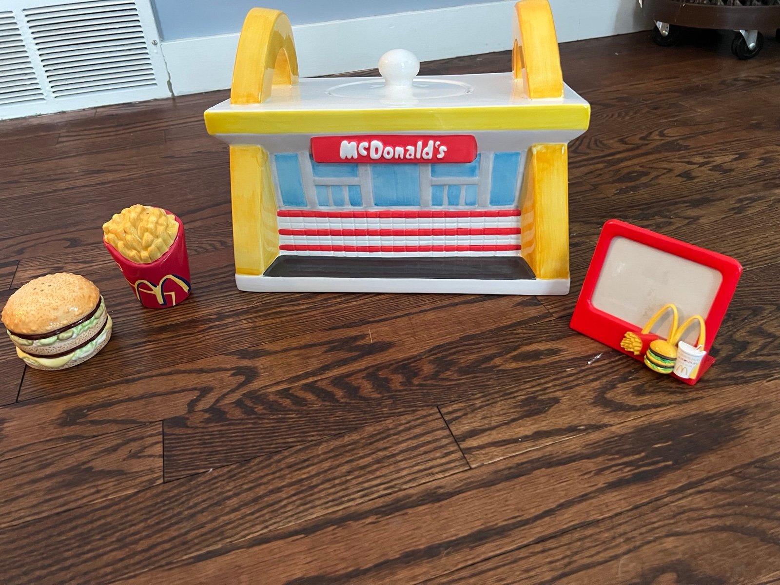 Vintage *LIKE NEW* McDonald’s Cookie Jar, S&P Shaker and frame