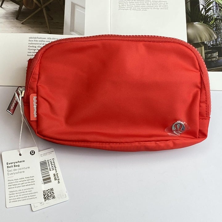 lululemon bag