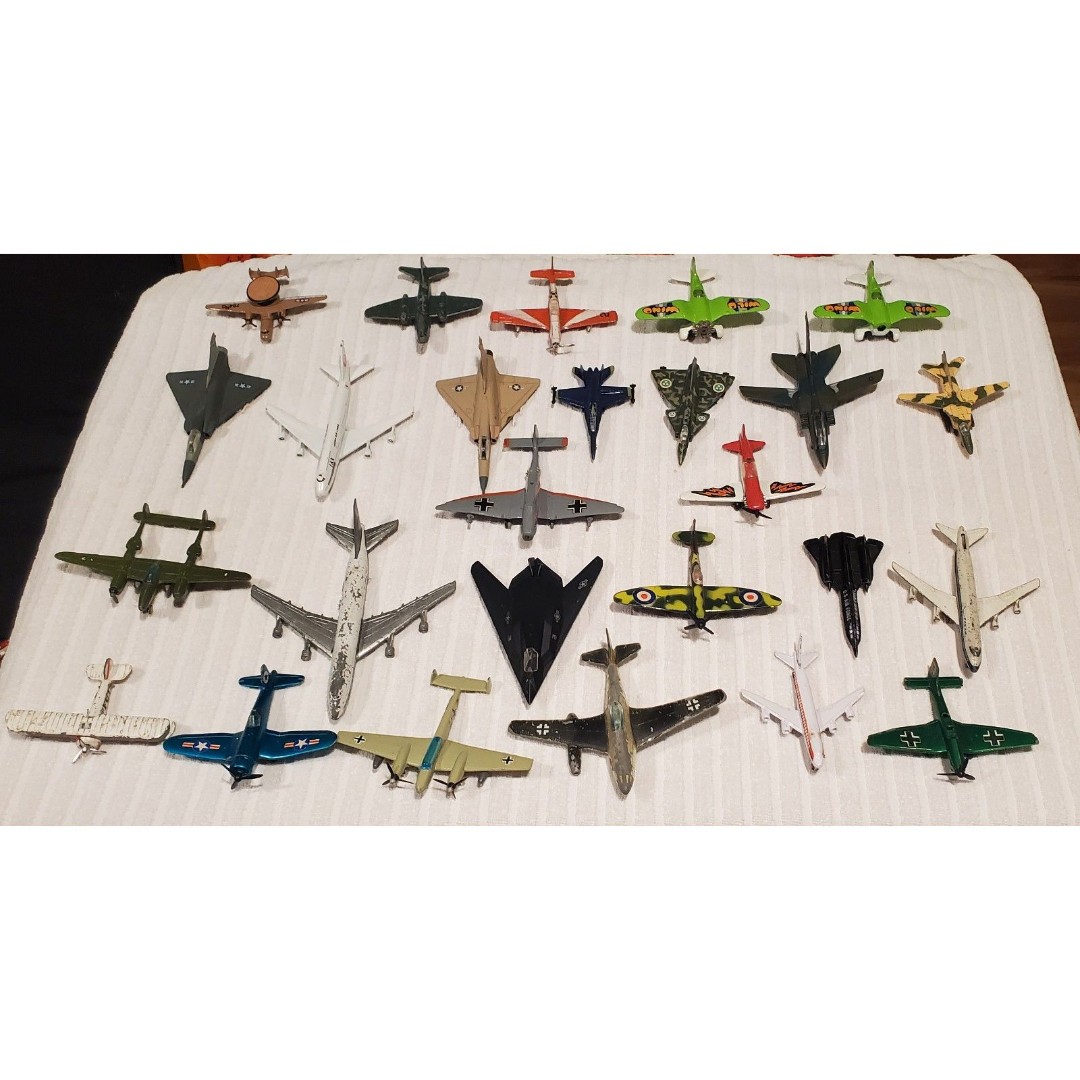 VINTAGE DIE CAST AIRCRAFT LOT (41) MATCHBOX ERTL MANY OTHERS