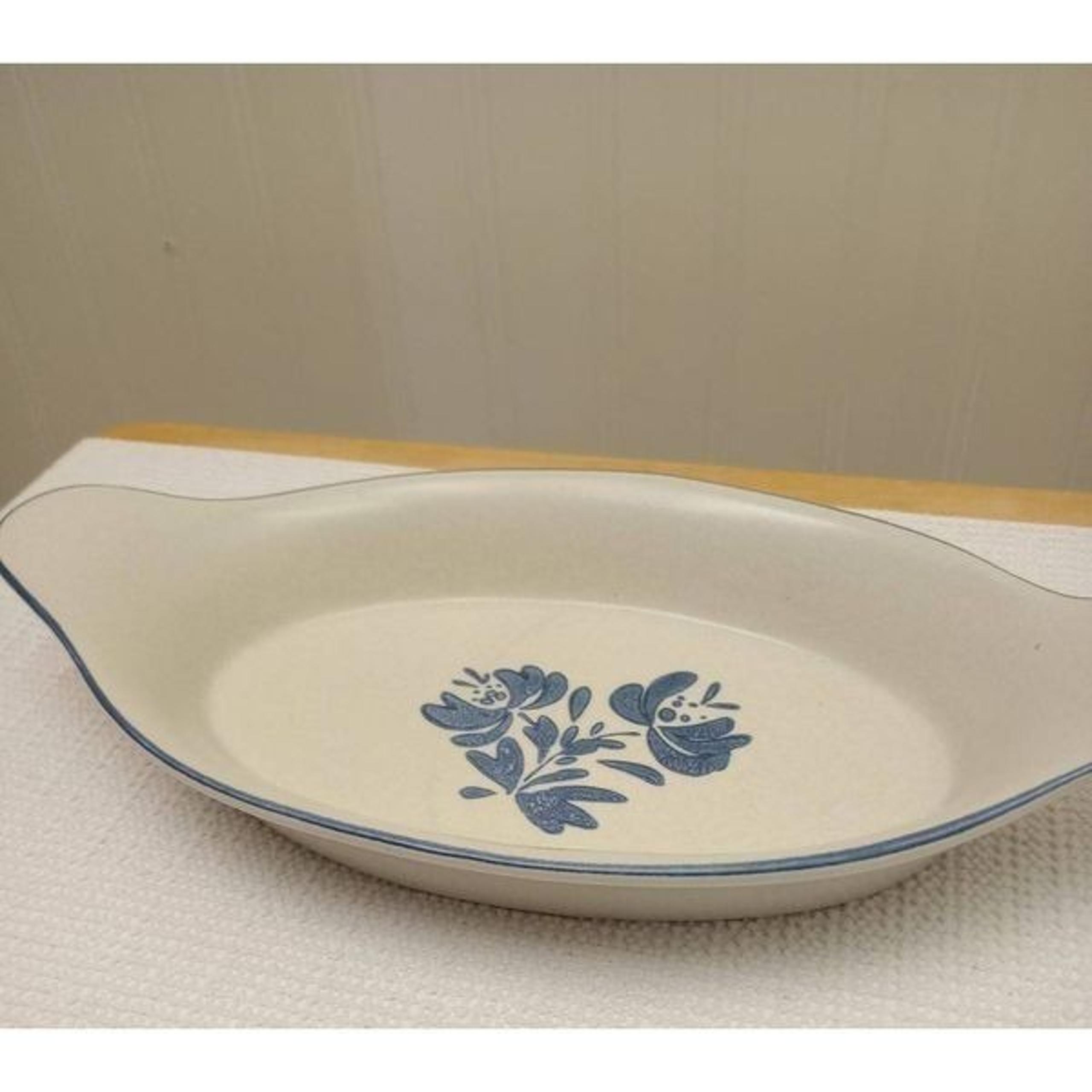 Pfaltzgraff Yorktown blue au gratin casserole dish # 270