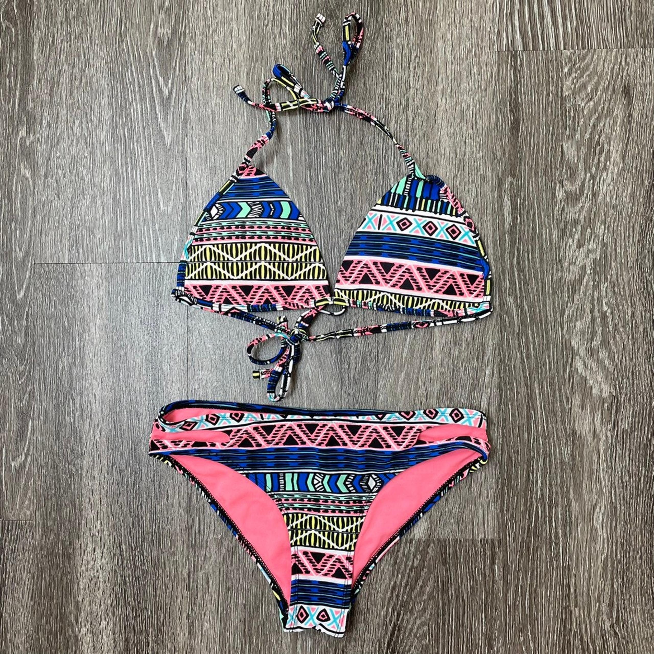 Neon Tribal-Print Two-Piece Bikini Bathing-Suit Swimsuit Set | Forever 21