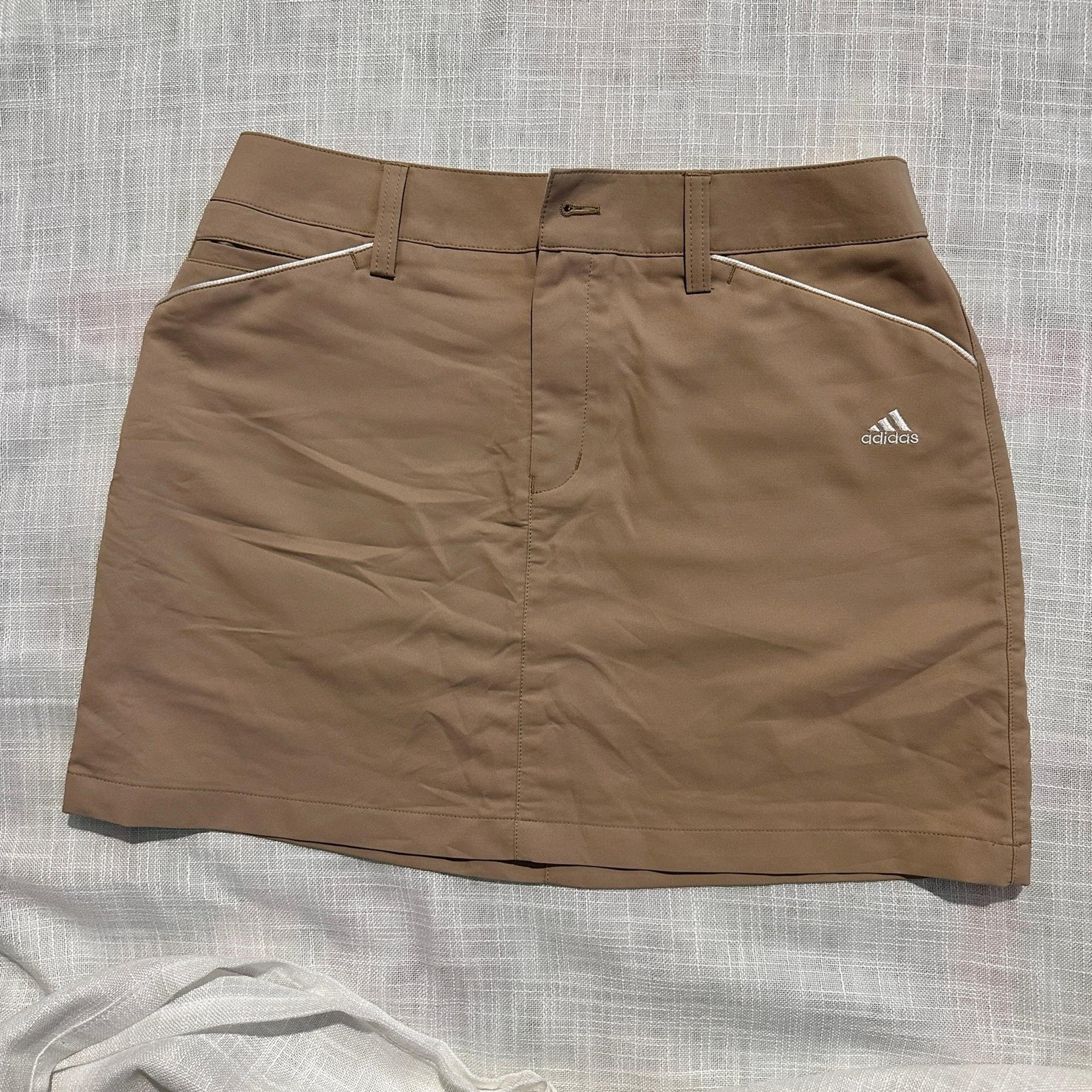 NWOT Adidas women mini skirt with front & back pockets, tan