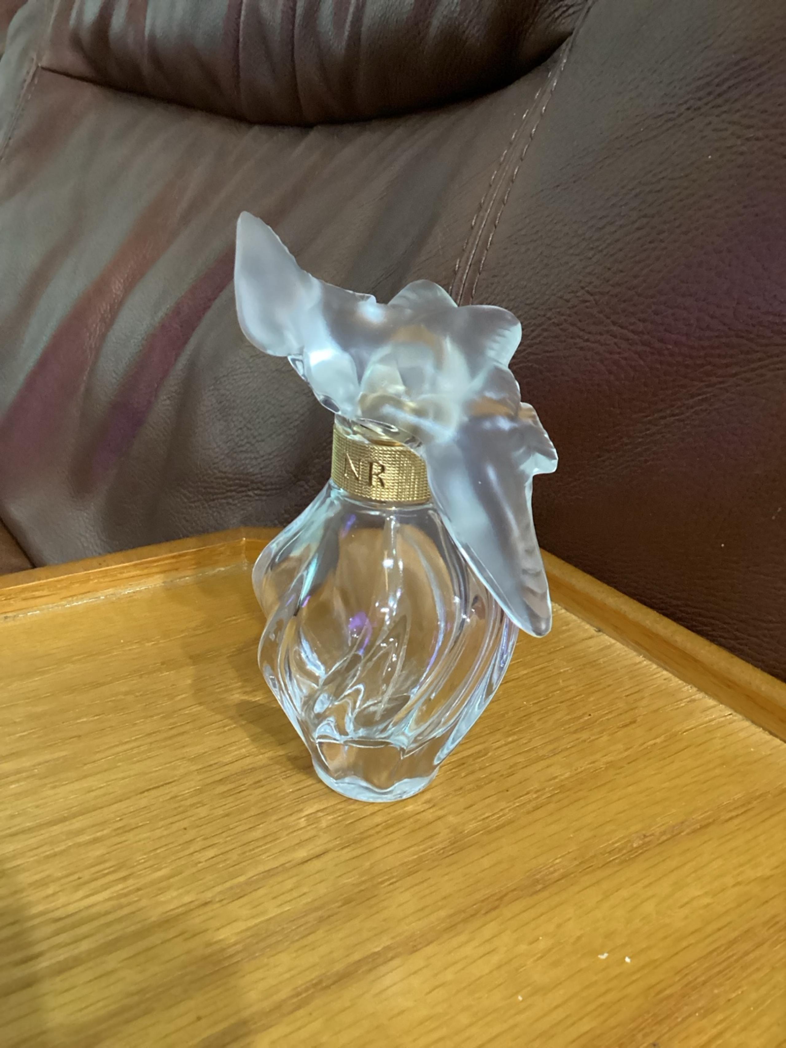 EMPTY Vintage Lalique Nina Ricci Perfume Bottle Pair of Doves Top