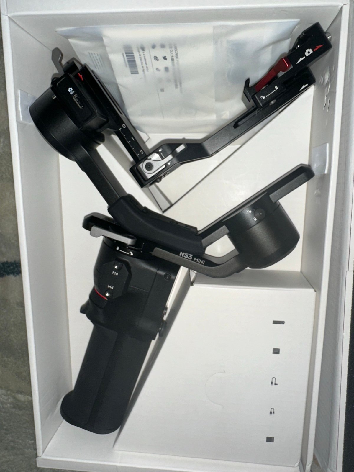 DJI RS 3 Mini, 3-Axis Mirrorless Gimbal