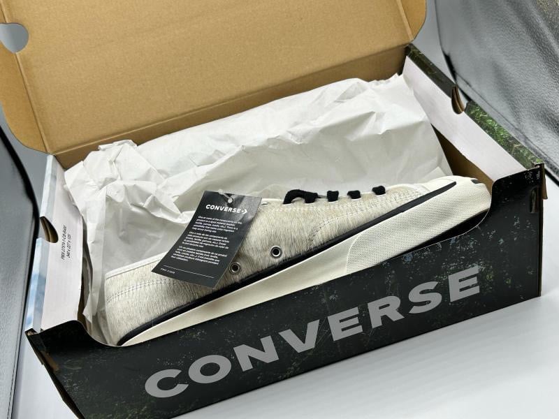 Converse Giant Panda