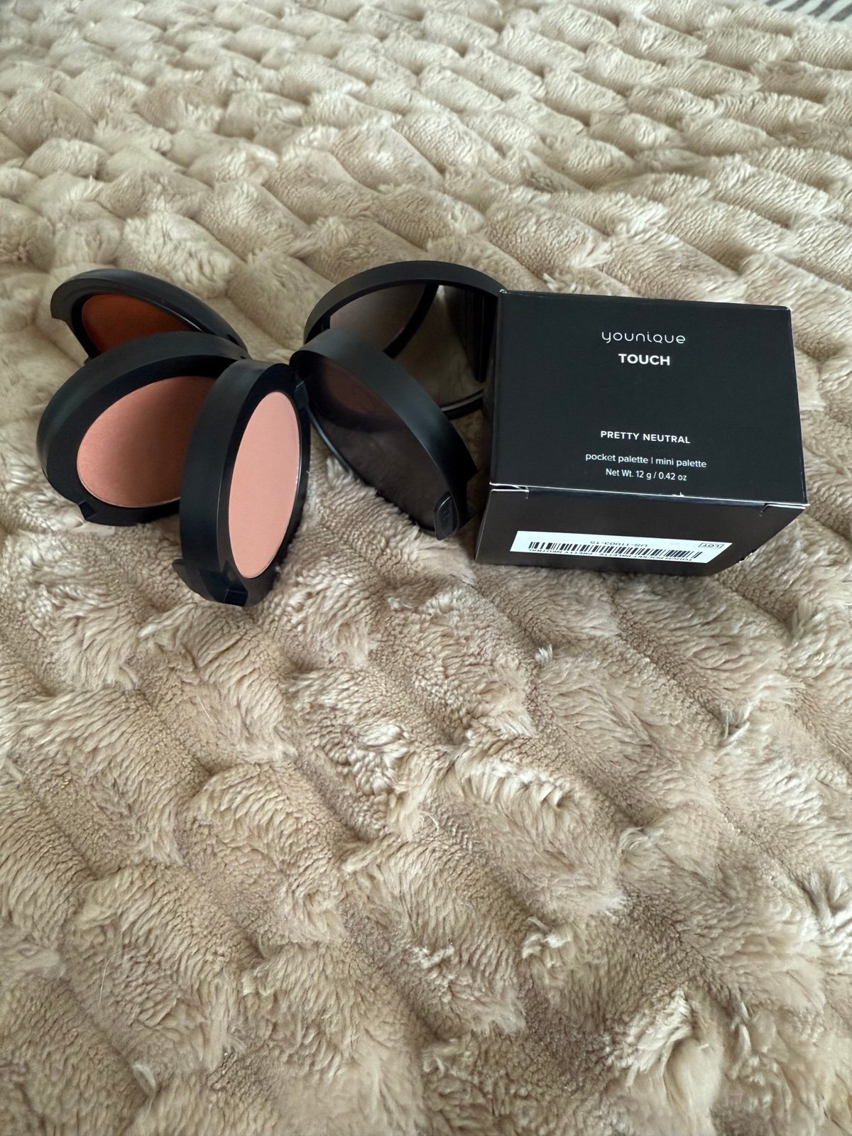 Younique Touch Pocket Palette - Pretty Neutral