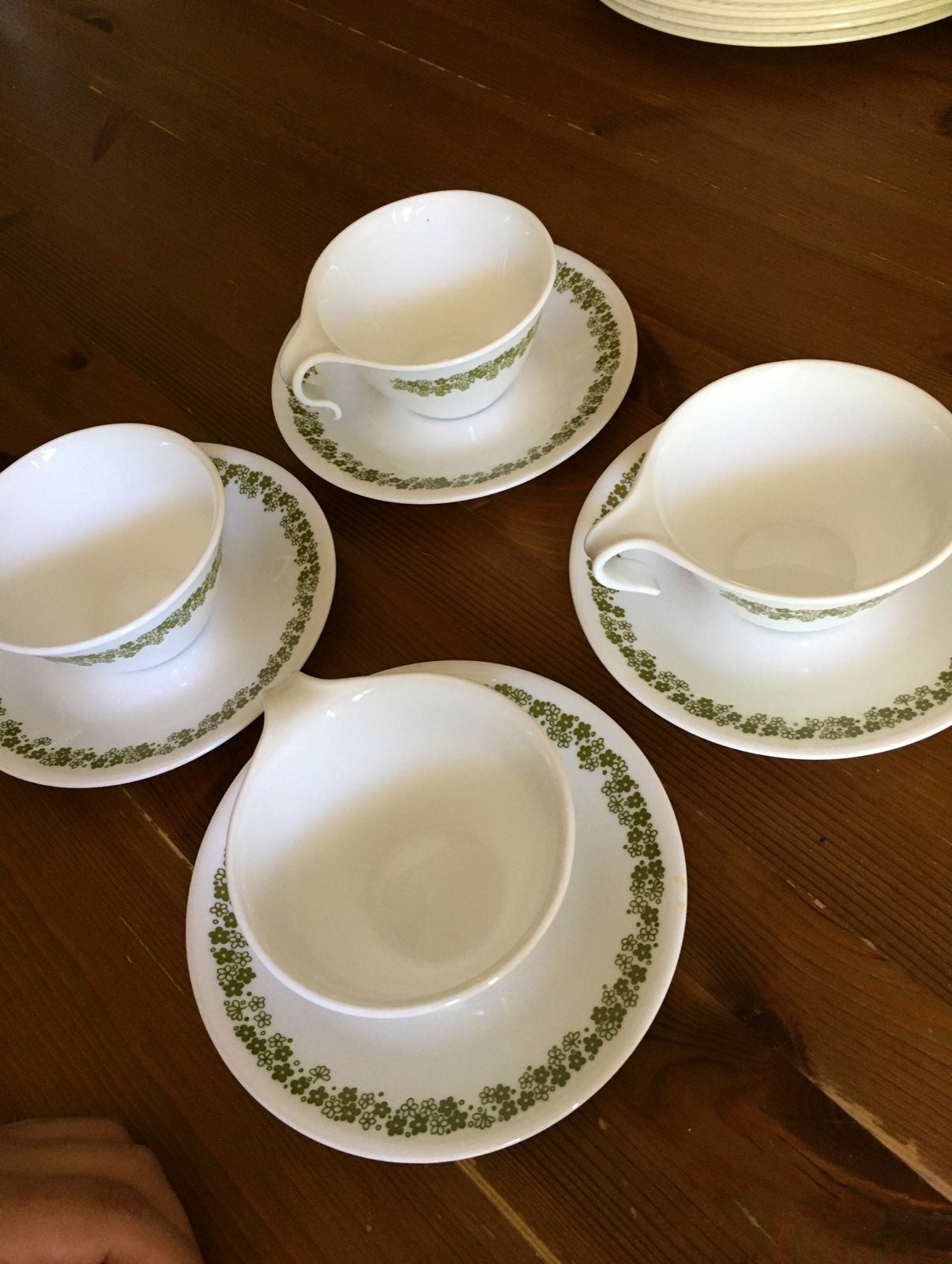 Set of pyrex cups green daisy