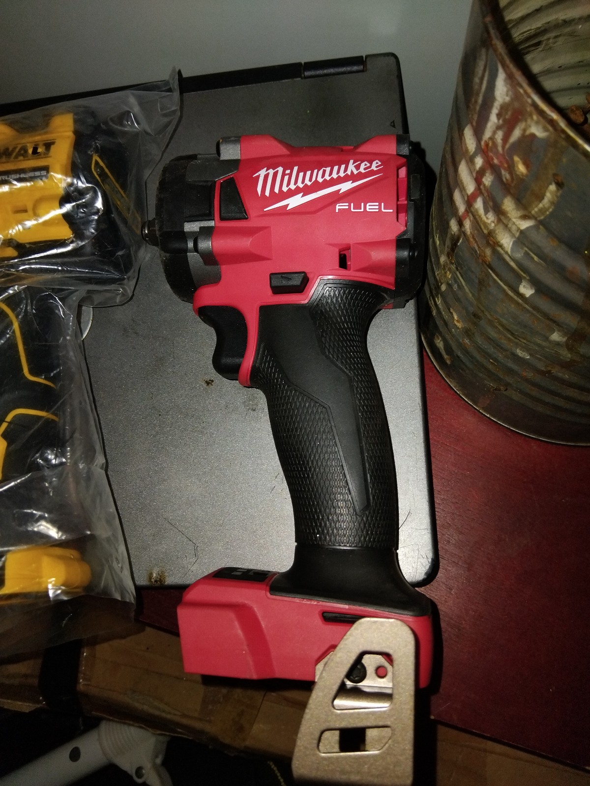 Milwaukee m18 Fuel 3/8 impact wrench