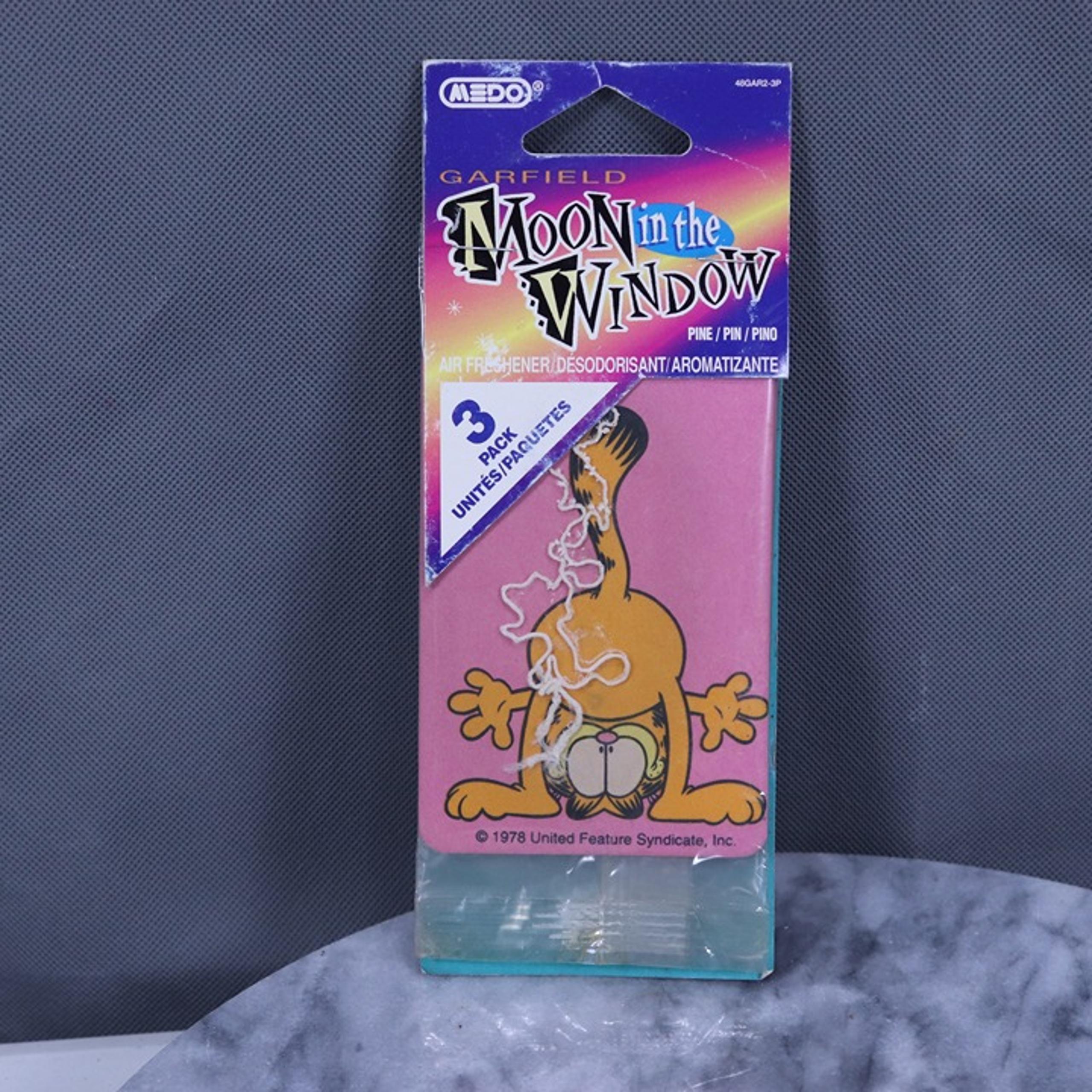 Garfield Air Fresheners for Car - Moon in the Window - Pine Scent Vintage