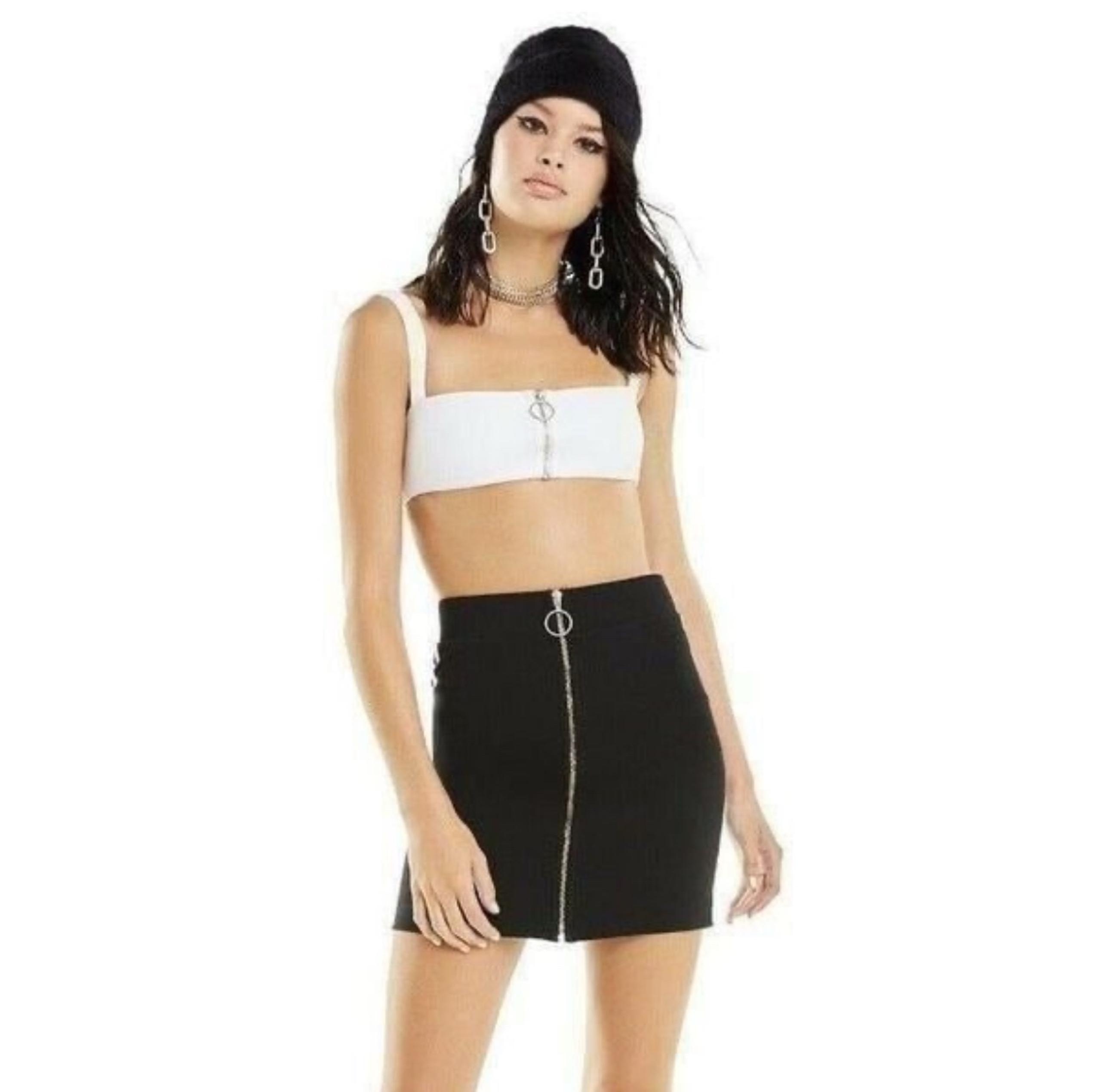 Wildfox NWT Silver Track Roxi Mini Skirt Black Size Small
