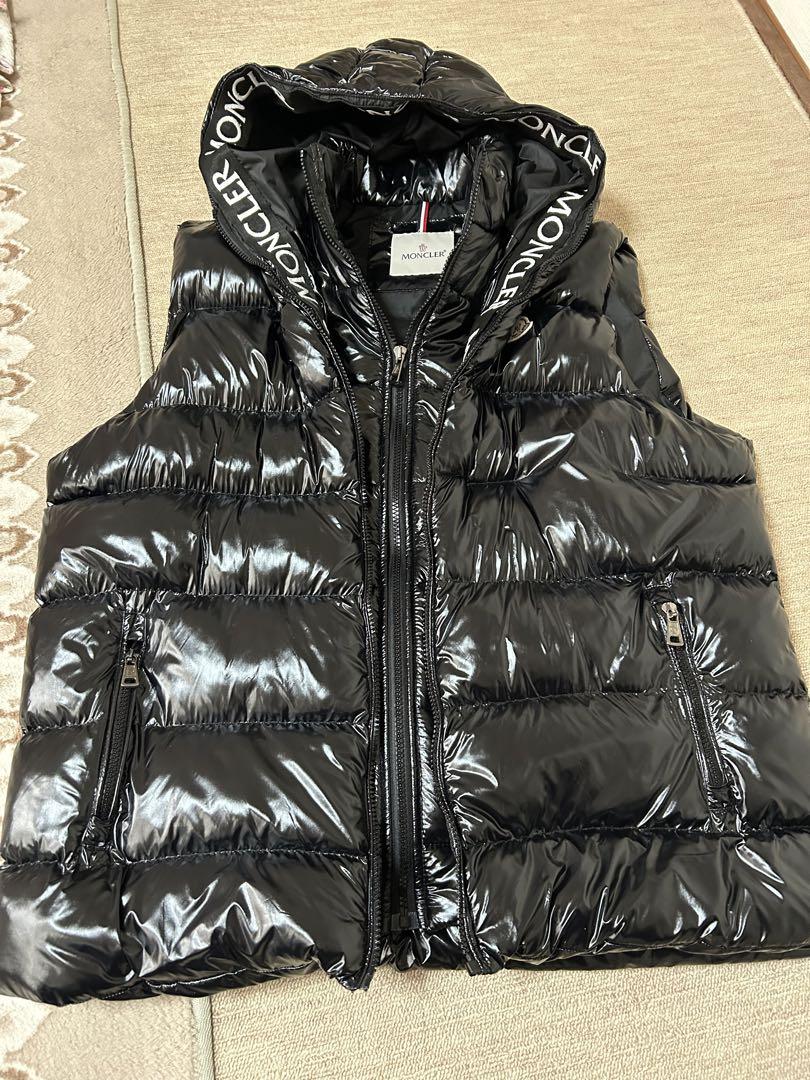 MONCLER Down Vest XL