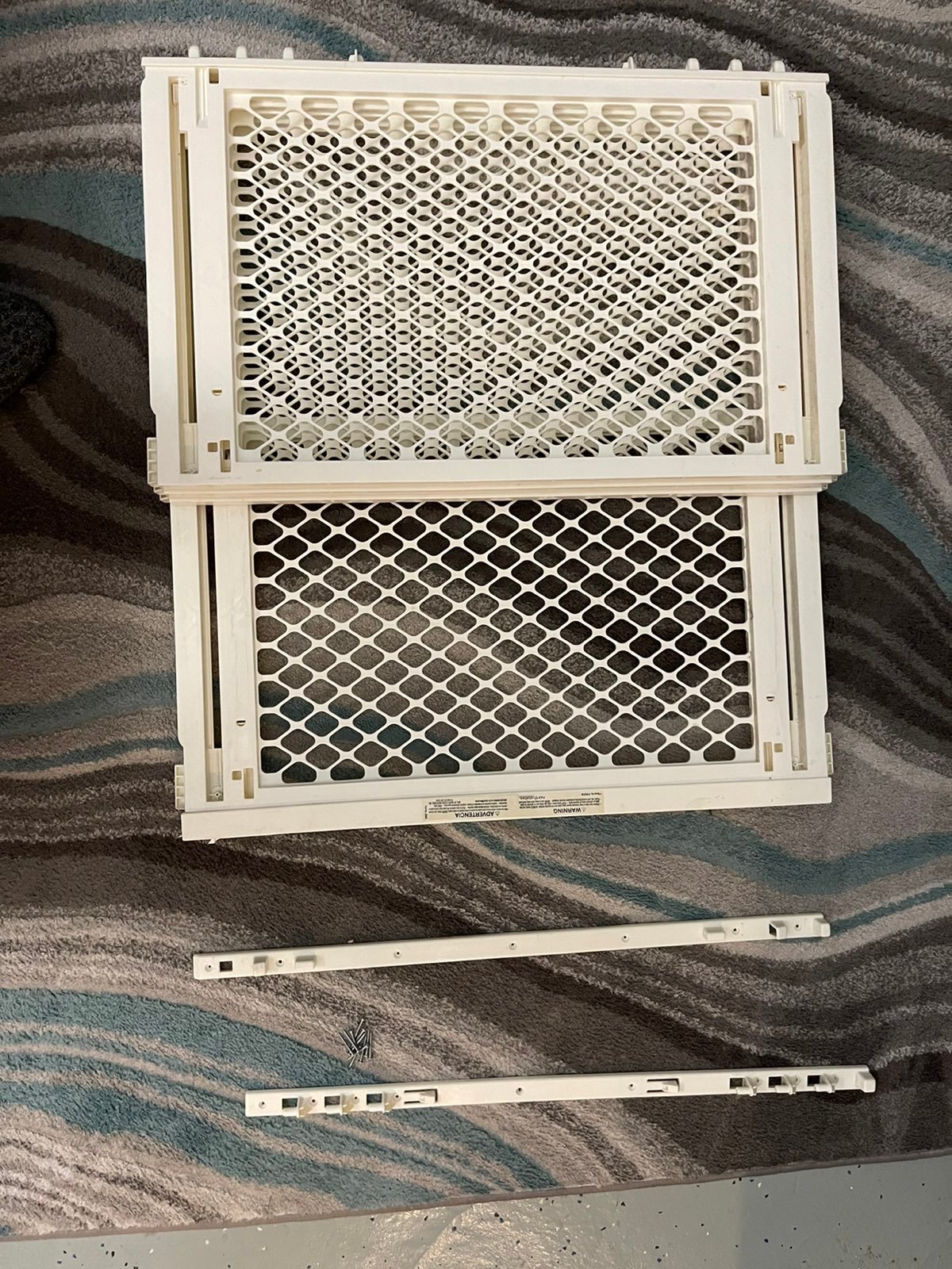 Gate for kids and/or pets