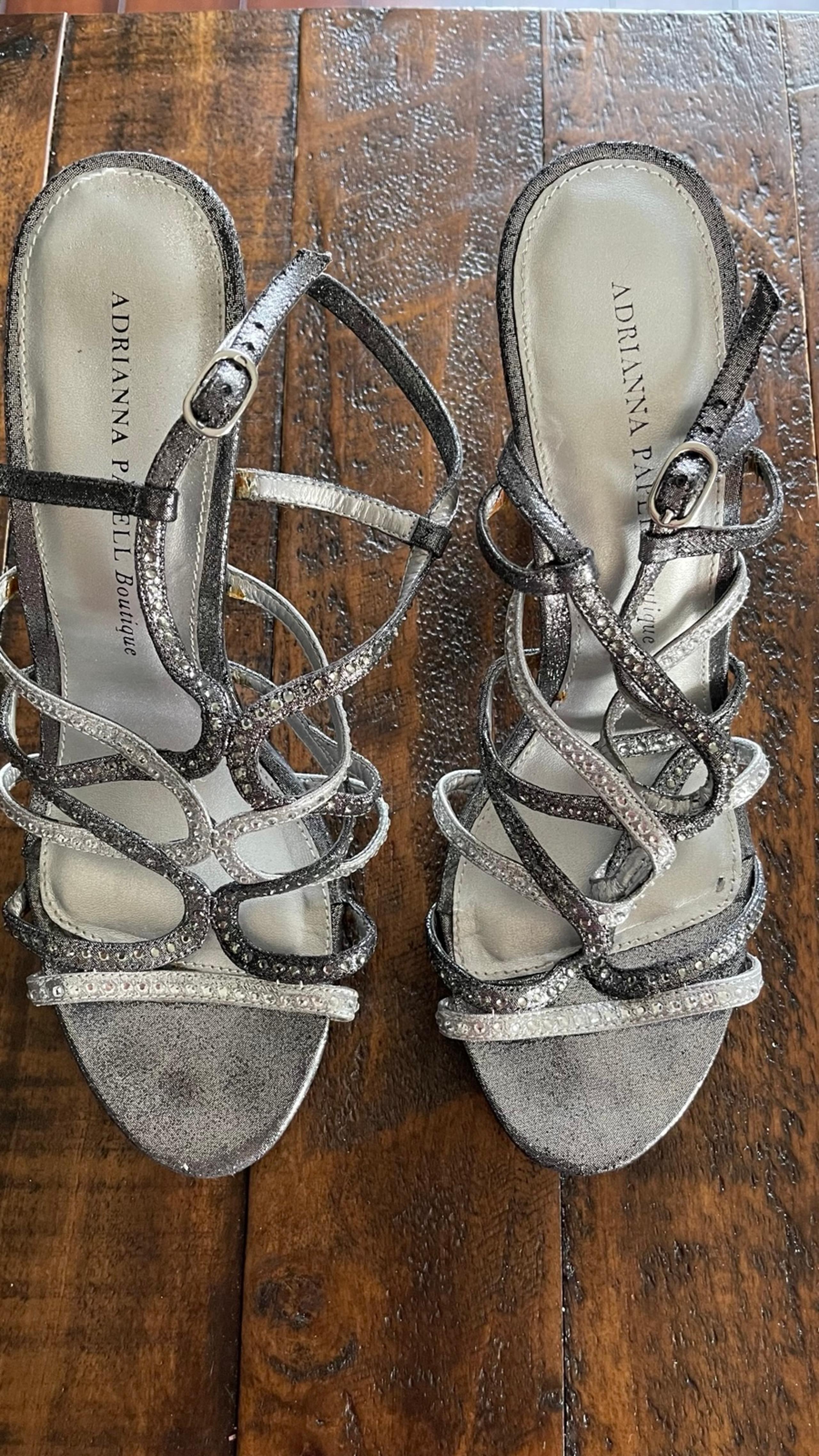 Women’s Adrianna Papell Gray/Silver Heels, Sz 9.5