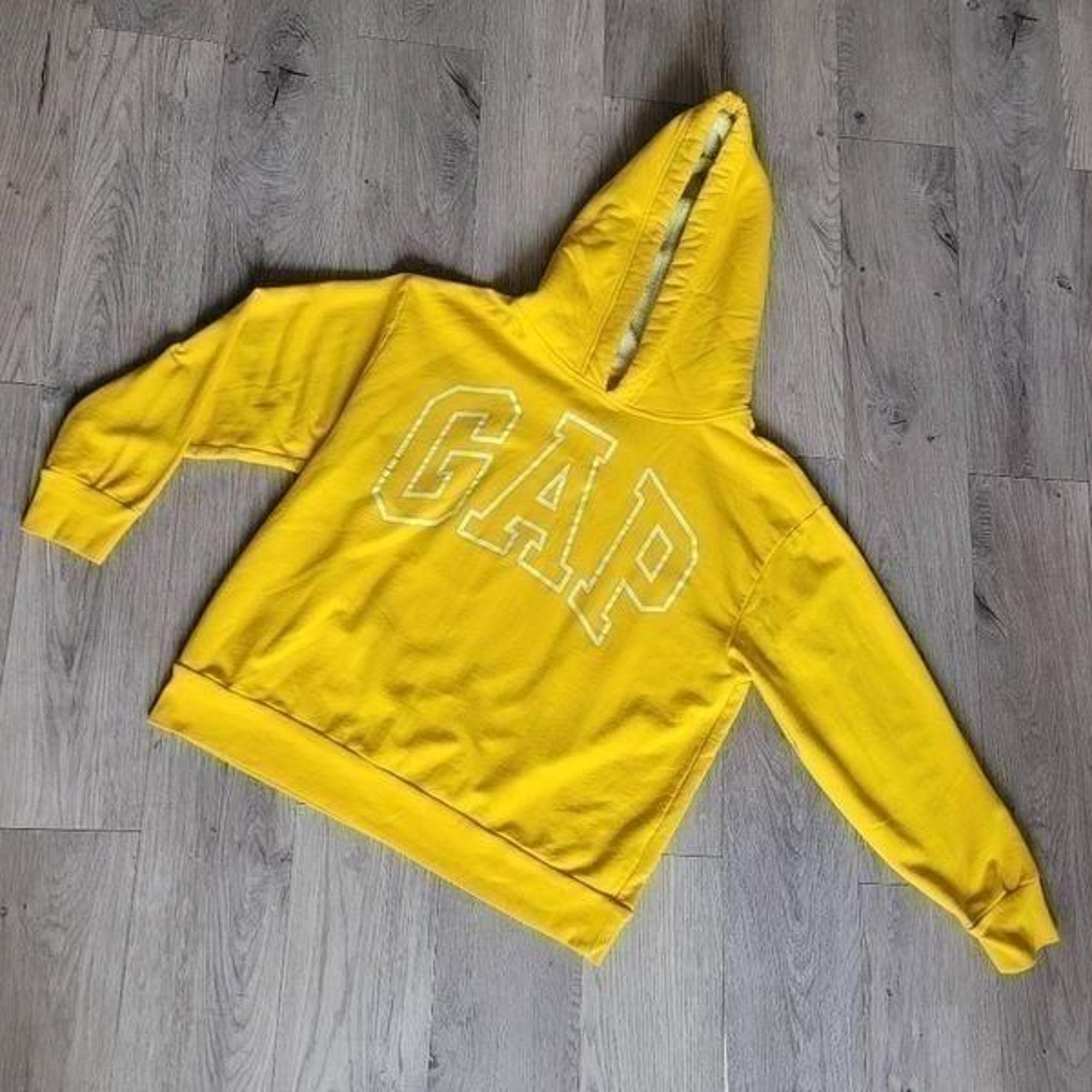 GAP xl bright yellow sherpa lined hoodie graphic print long sleeved
