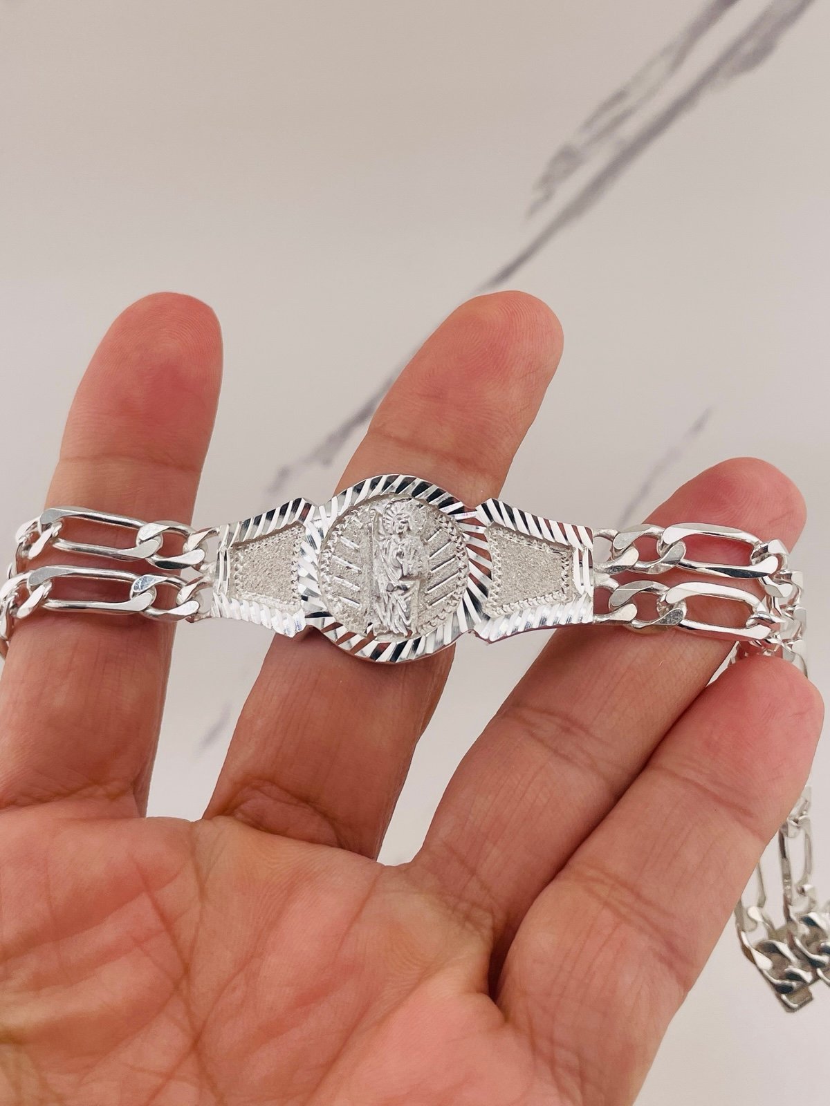 925 Sterling Silver Bracelet Figaro Link San judas