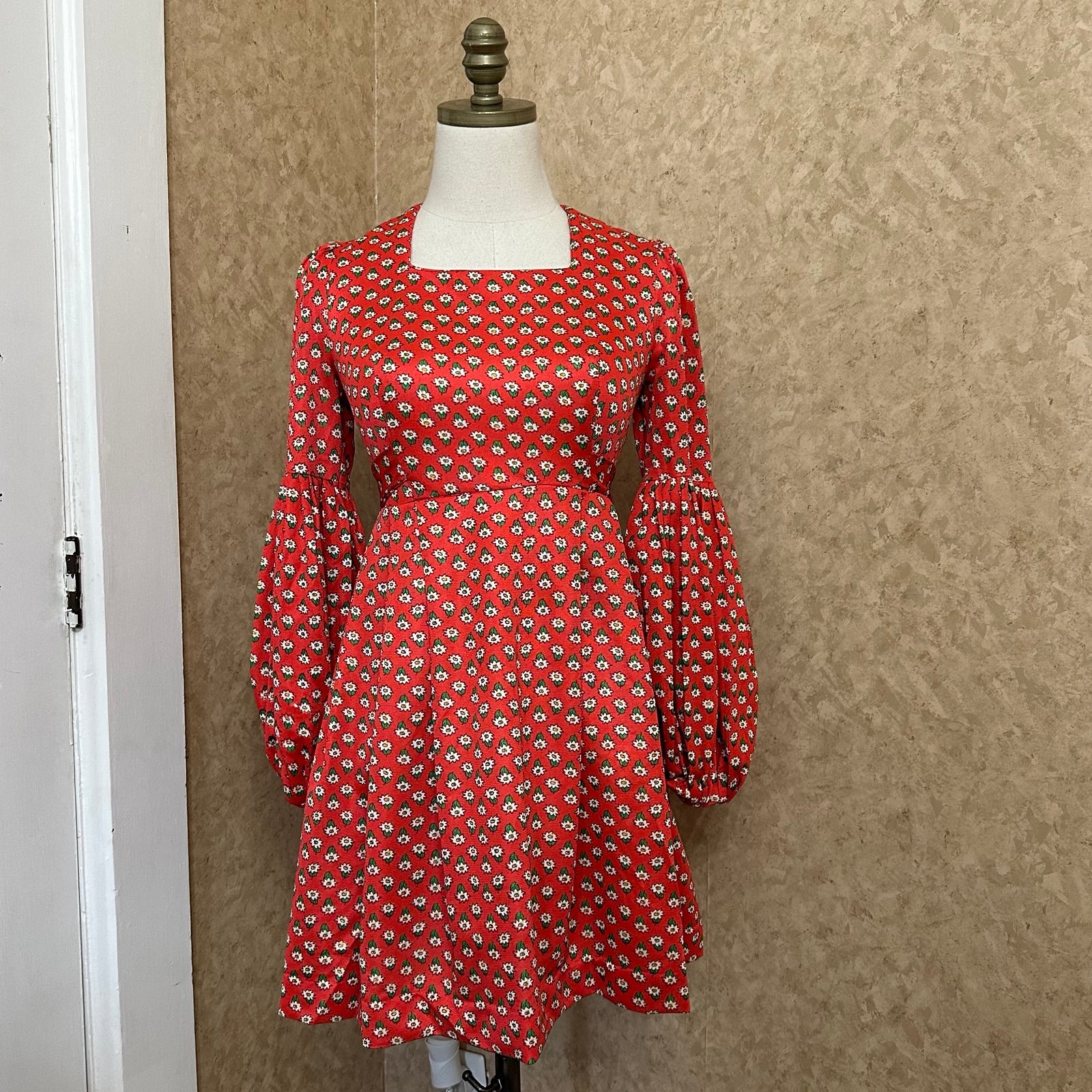 VTG 70s Red Retro Floral Ditsy Tie Back Balloon Sleeve Mod Babydoll Dress Good