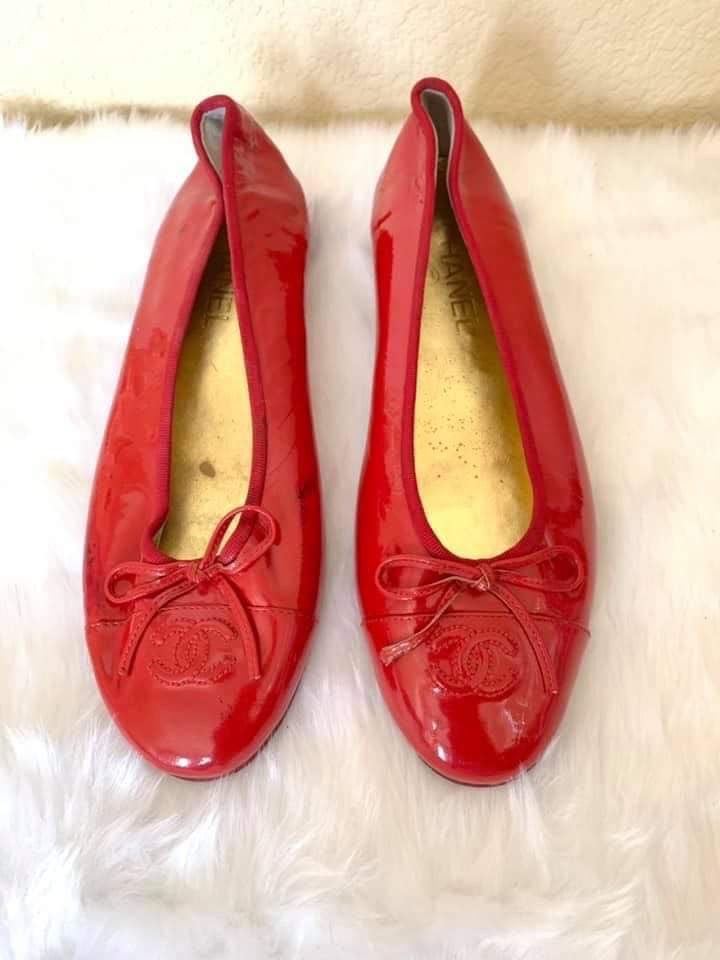 Chanel Patent Calfskin CC Cap Toe