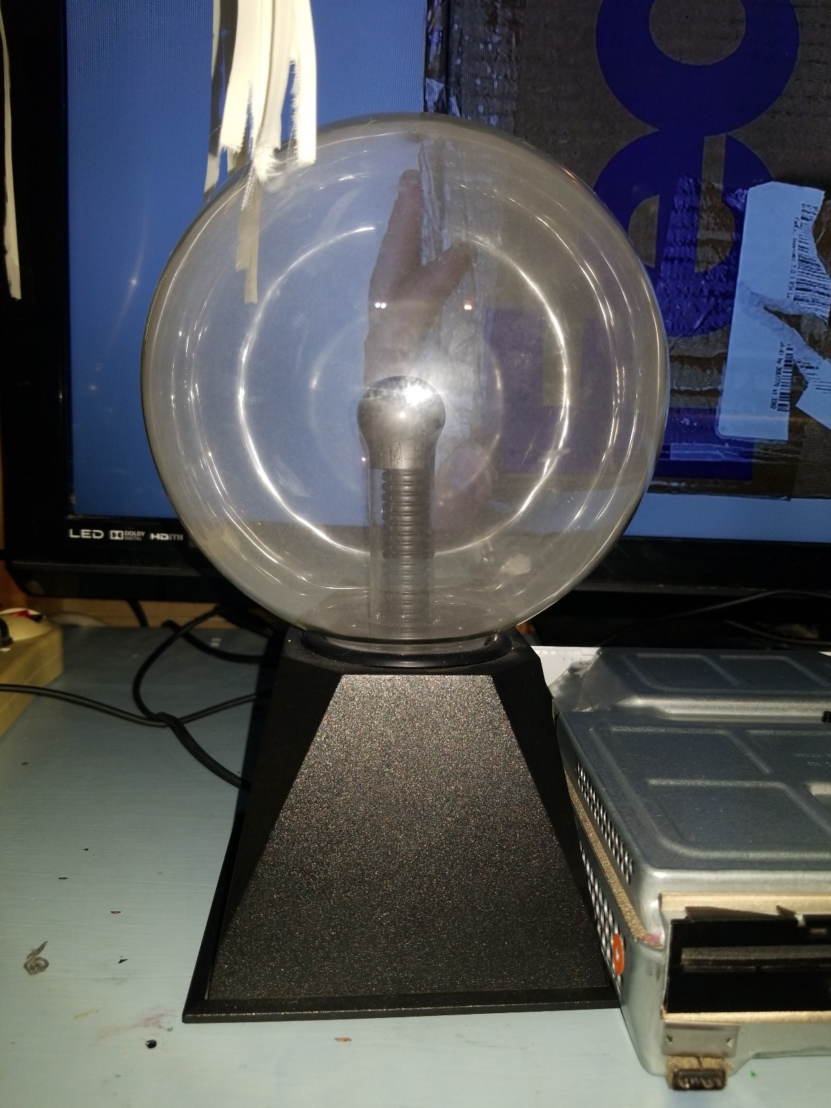 Plasma ball is fun and functional! It is Sound activated ( sound responsive）