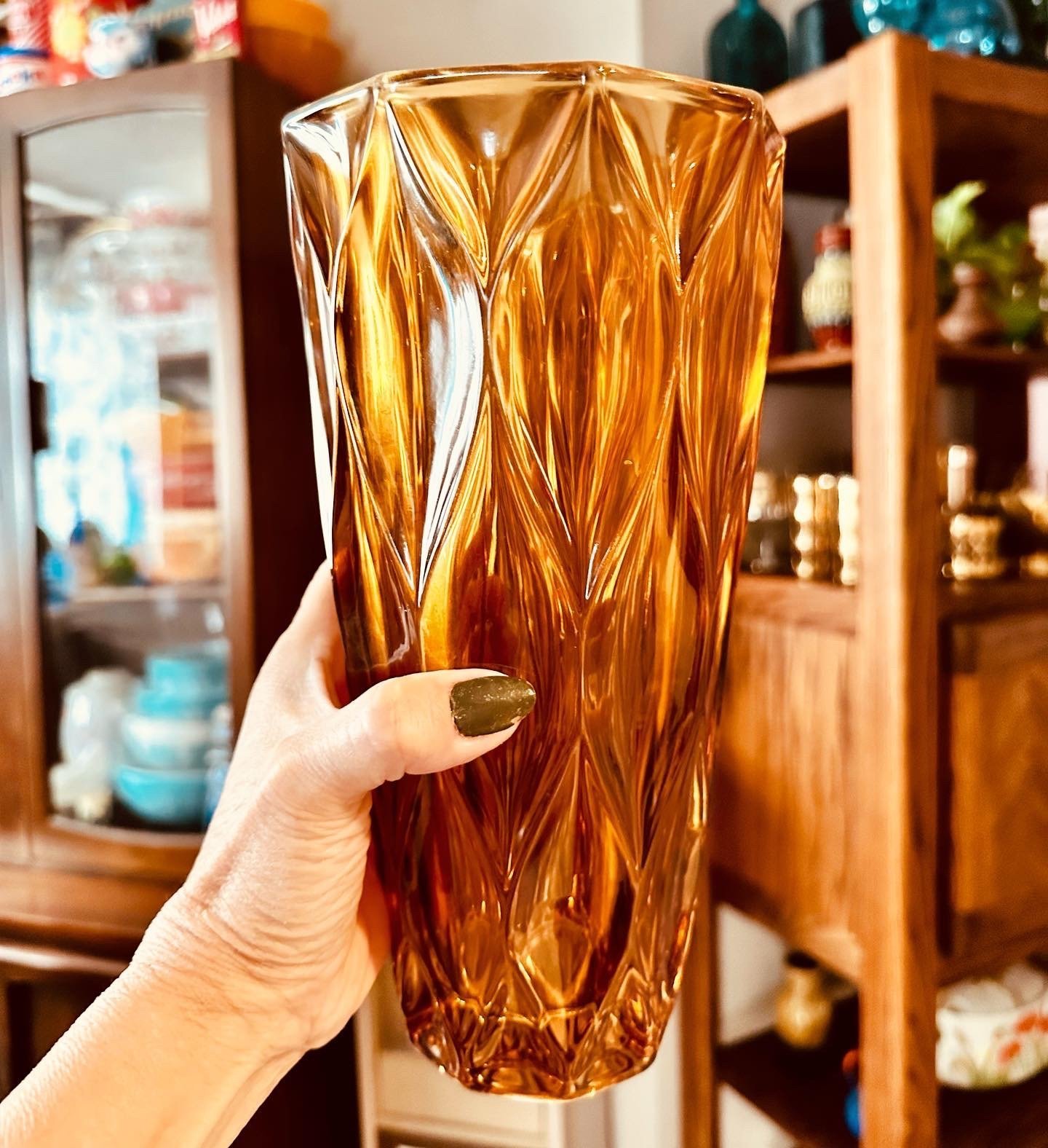 Vintage Diamond Optic Rootbeer/Amber Glass Vase