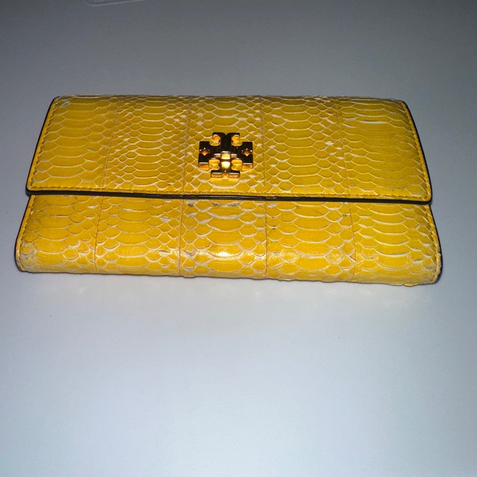 TORY BURCH Kira Exotic Envelope Continental Wallet Color Daisy
