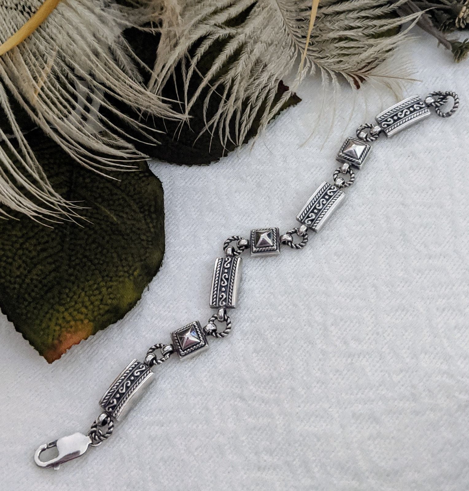 LT Unique Oxidized Sterling Silver Bracelet B019
