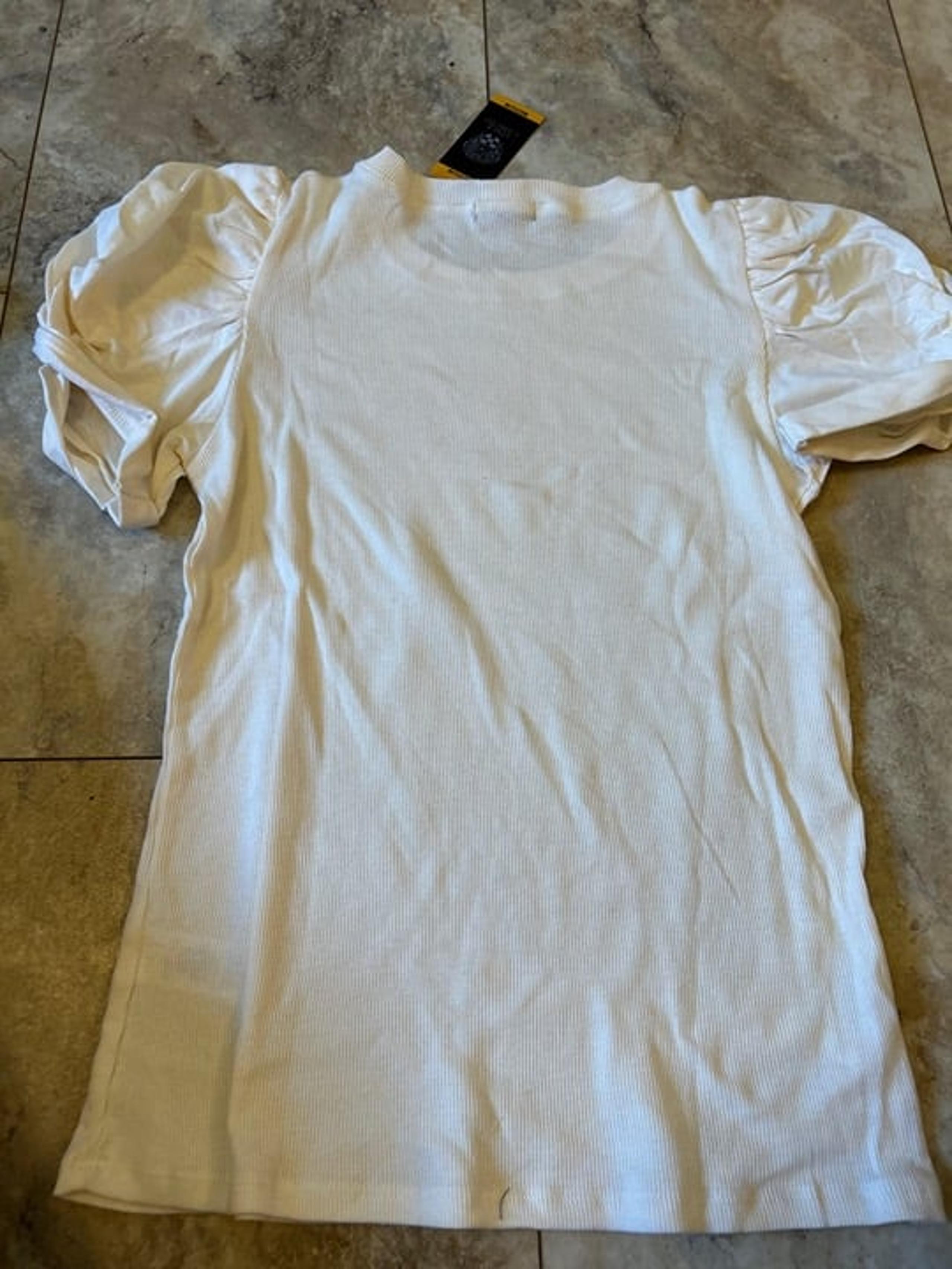 New Vince Camuto Shirt