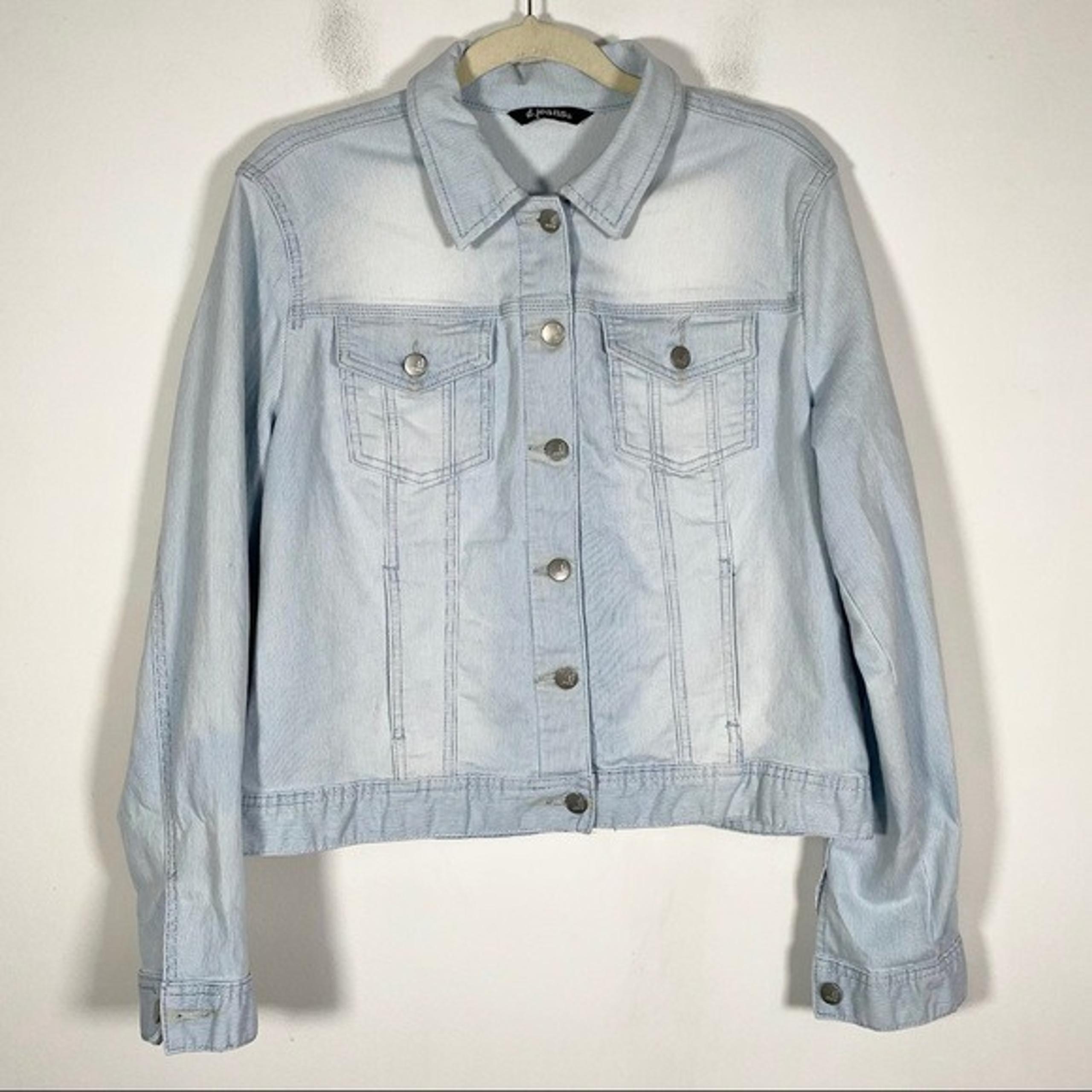 D.Jean Women NWT Size Large Jean Jacket in Light Elise Button Front Cotton Blend
