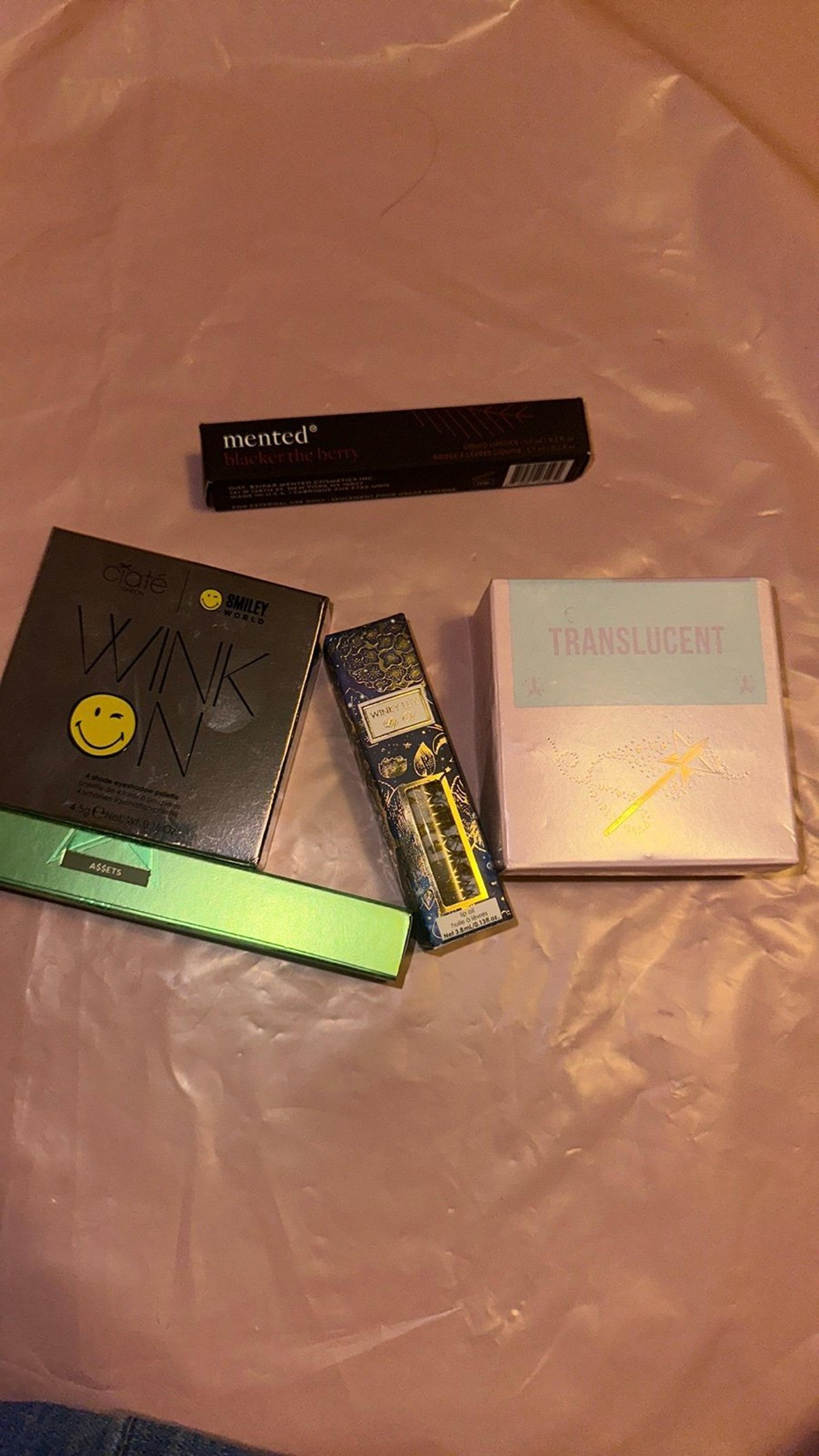 Makeup Bundle- Random pulls
