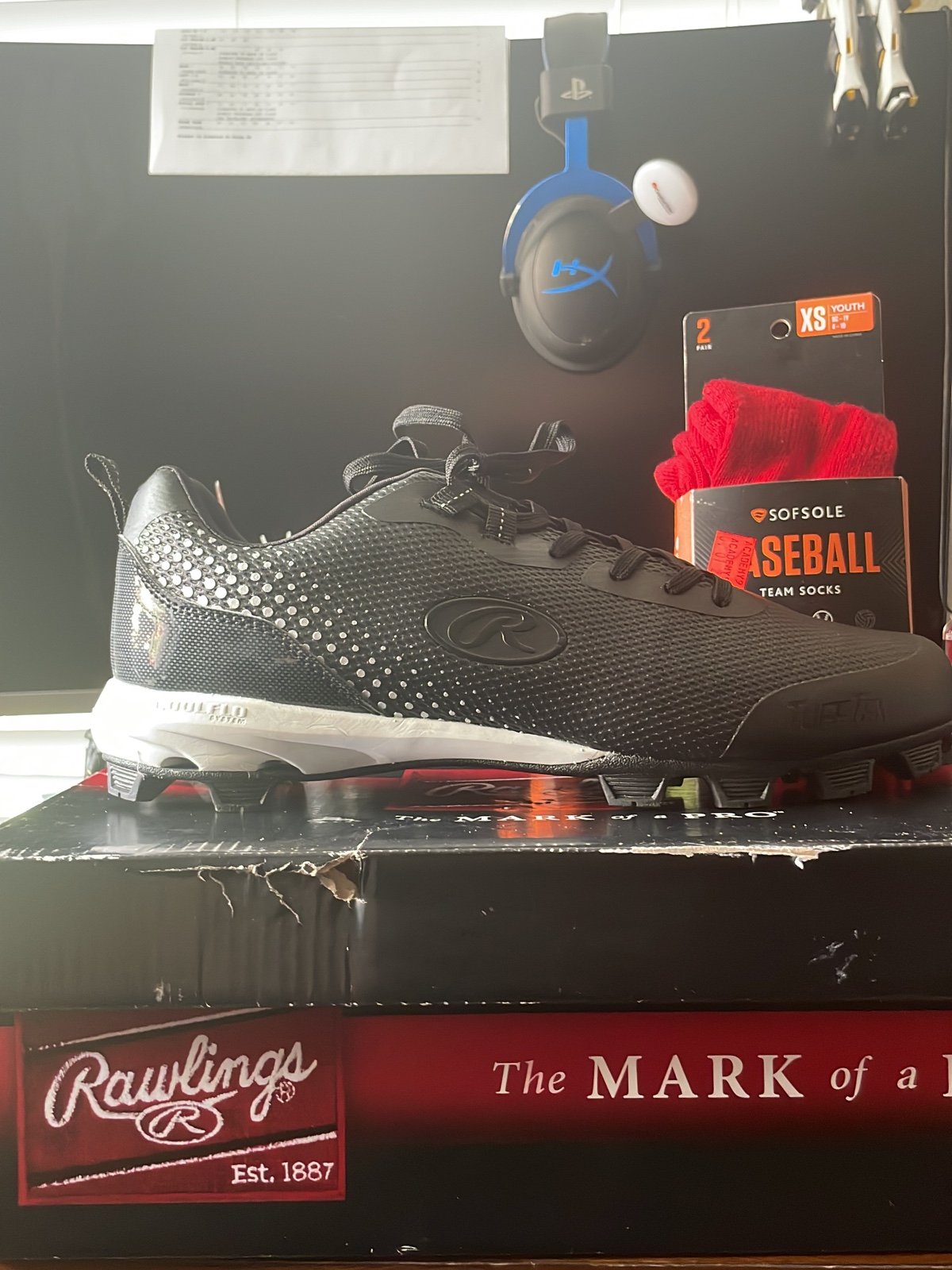 Rawlings baseball cleats