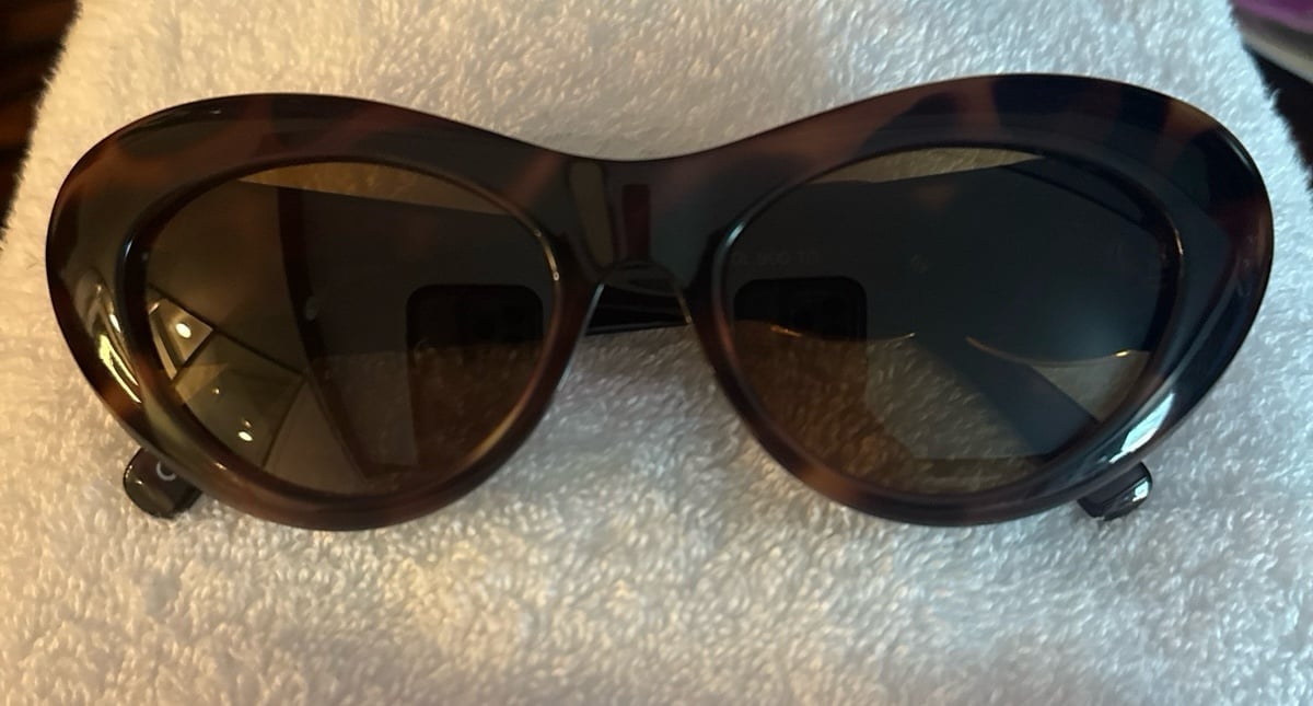 Sunglasses Gianni Versace