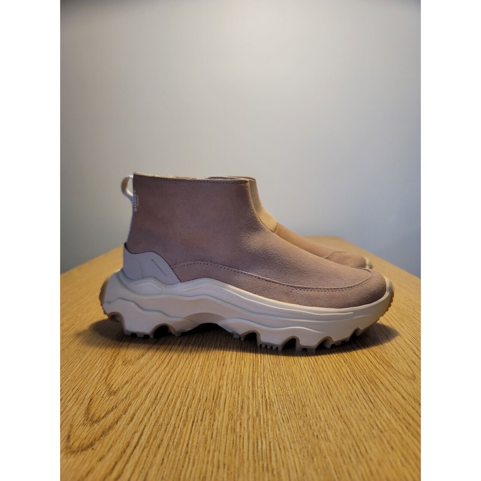 SOREL Kinetic Break thru Waterproof Tawny Buff Pull On Boots Zip Up Side Sz 9.5