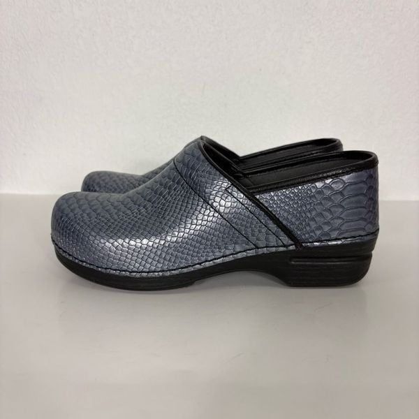Dansko Blue/Silver Fish Scale Shimmer Professional Clog Shoes Women's Size 11