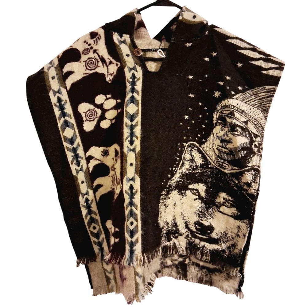 Child Wolves Bear Native American Alpaca Wool Acrylic Poncho One Size No Tags