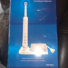 Braun Oral B toothbrush