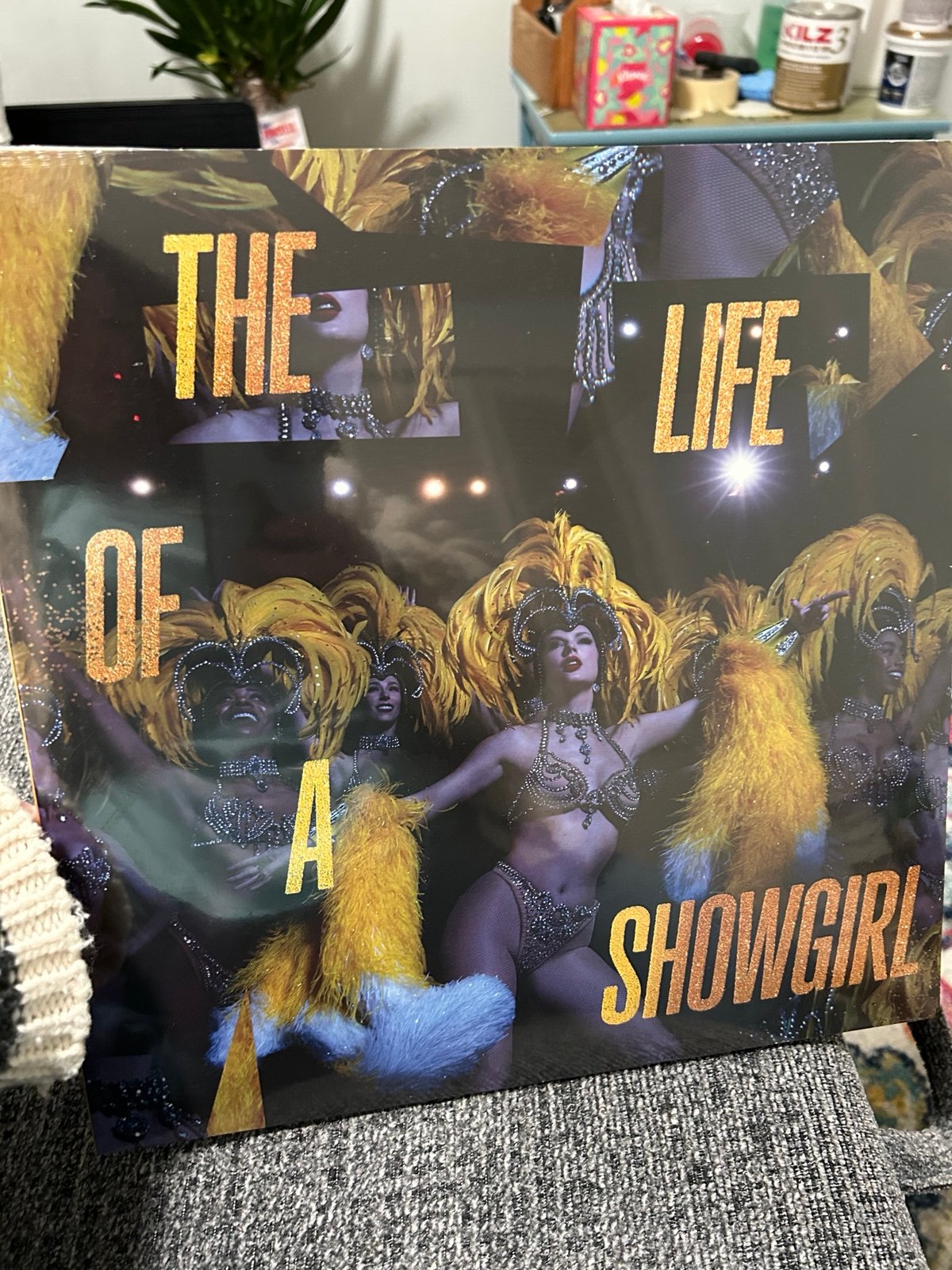 The Life of a Showgirl: Lovely Bouquet Golden vinyl Taylor Swift