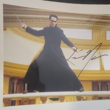 KEANU REEVES AUTOGRAPH: 8X10 W/COA