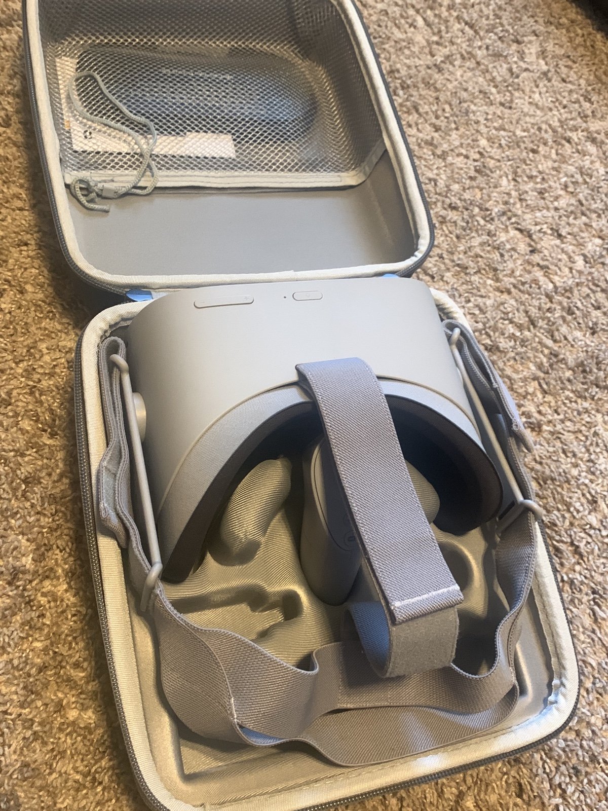 OCU LUS Go Stand Alone Virtual Reality 64 gigabytes