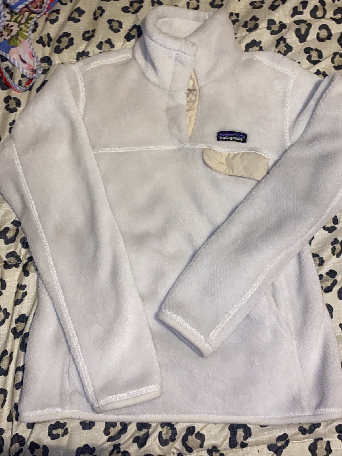 Patagonia fuzzy top sweater
