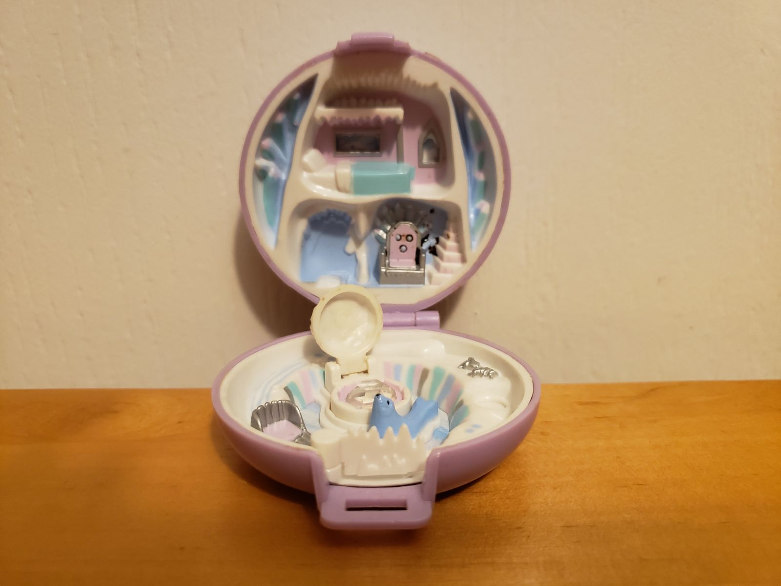 Vintage Polly Pocket Ice Jeweled Princess 1992