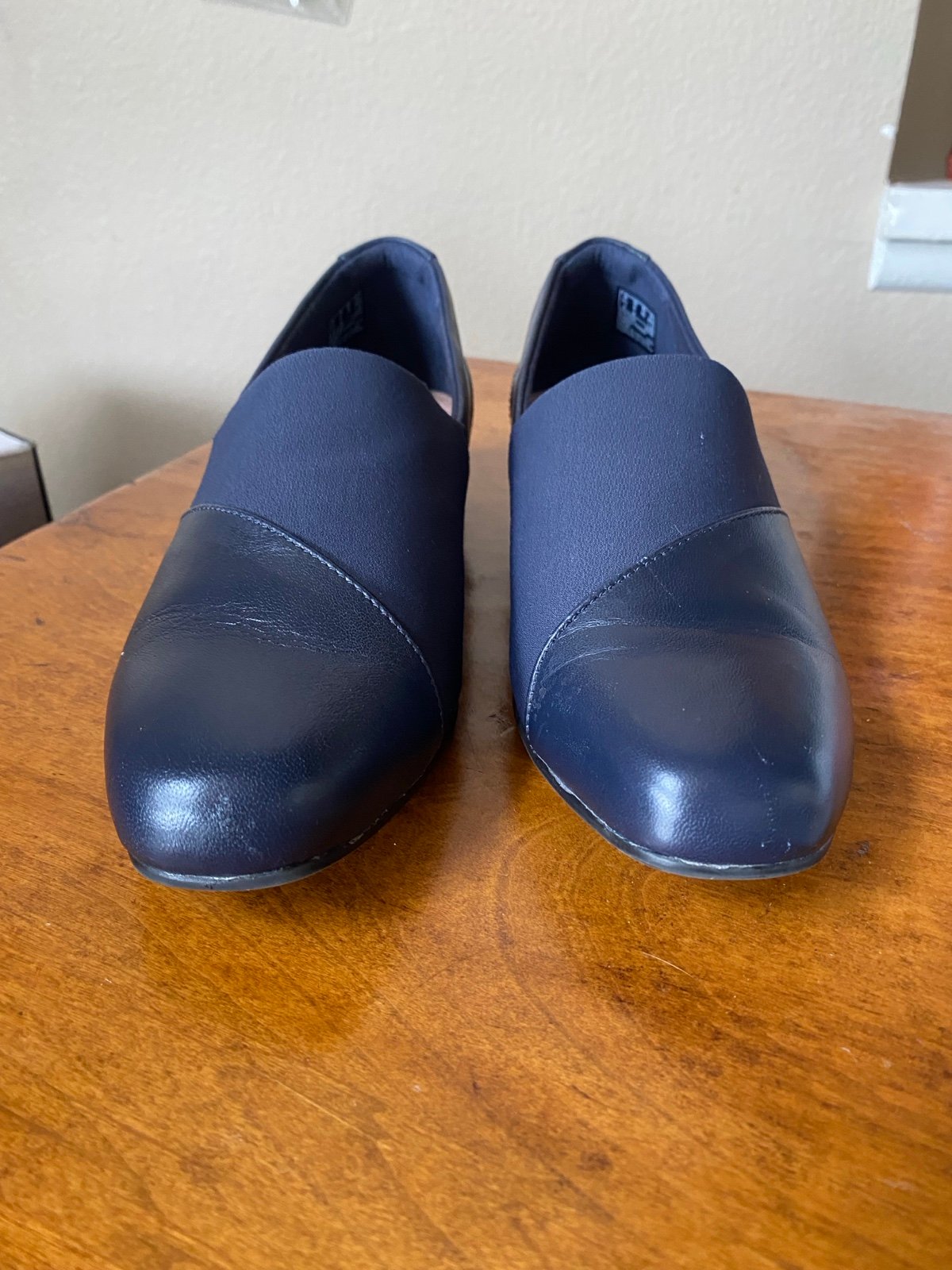 Flats. Clarks Colletion. Size 9